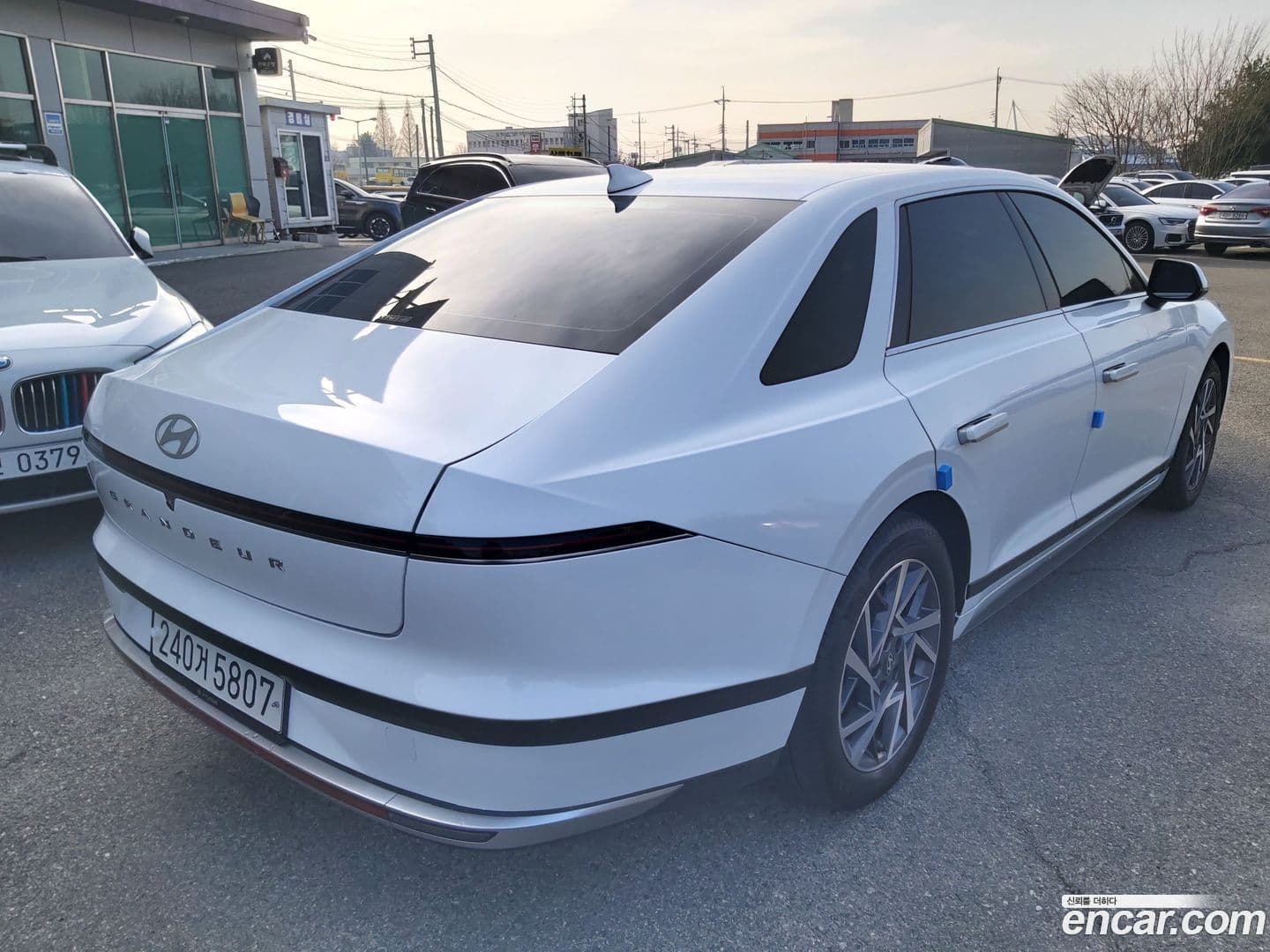 Main__Slider__Photo:Grandeur Hyundai 2025.5-6