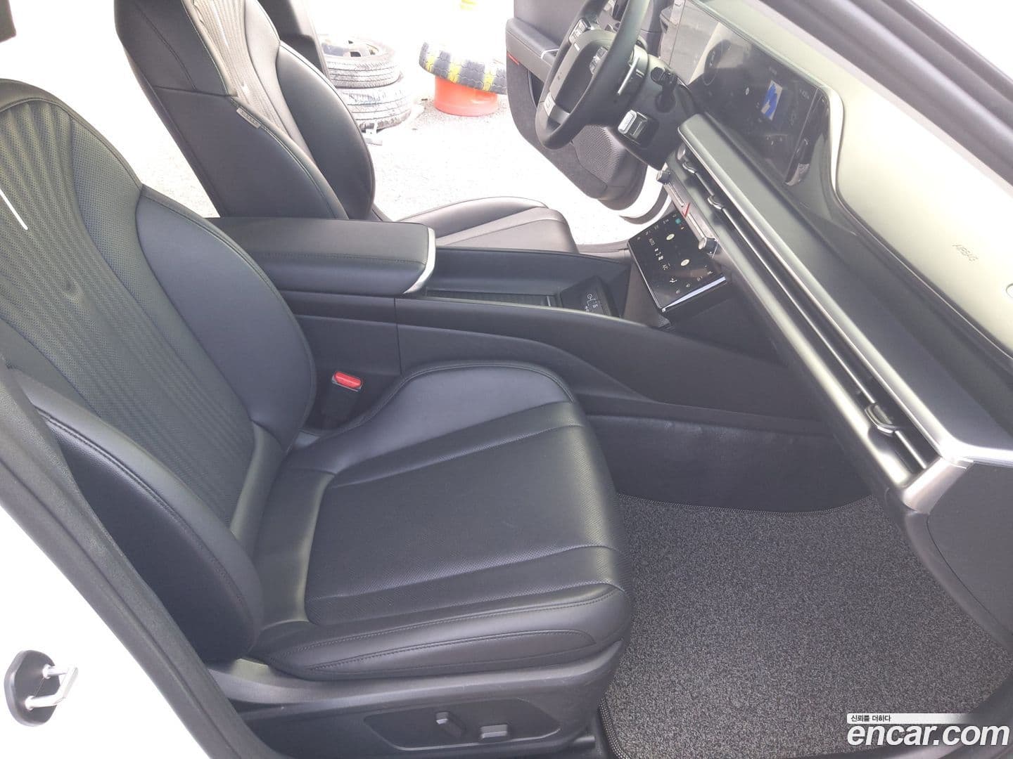 Main__Slider__Photo:Grandeur Hyundai 2025.5-14