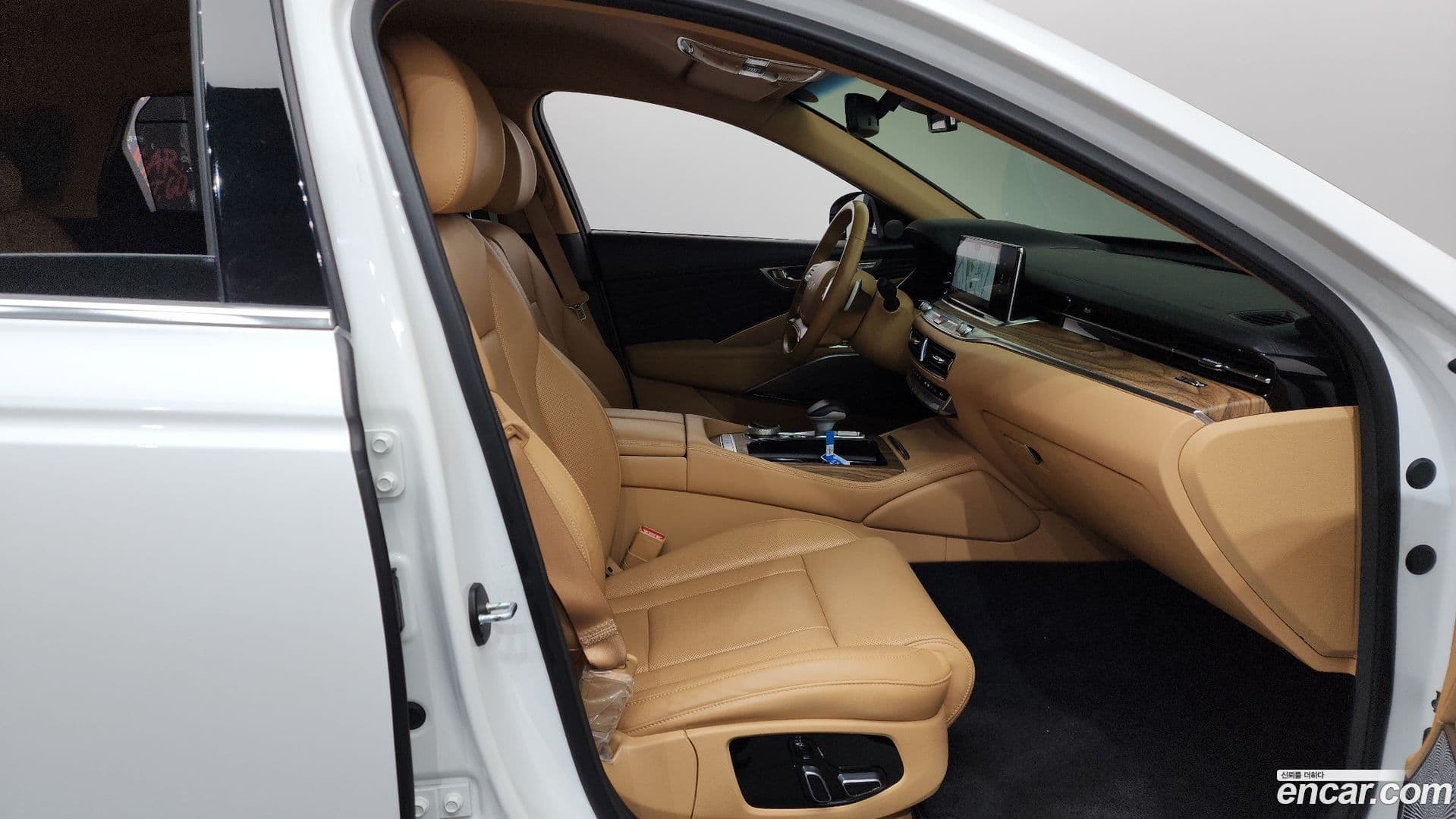 Main__Slider__Photo:K9 Kia 2021.9-10