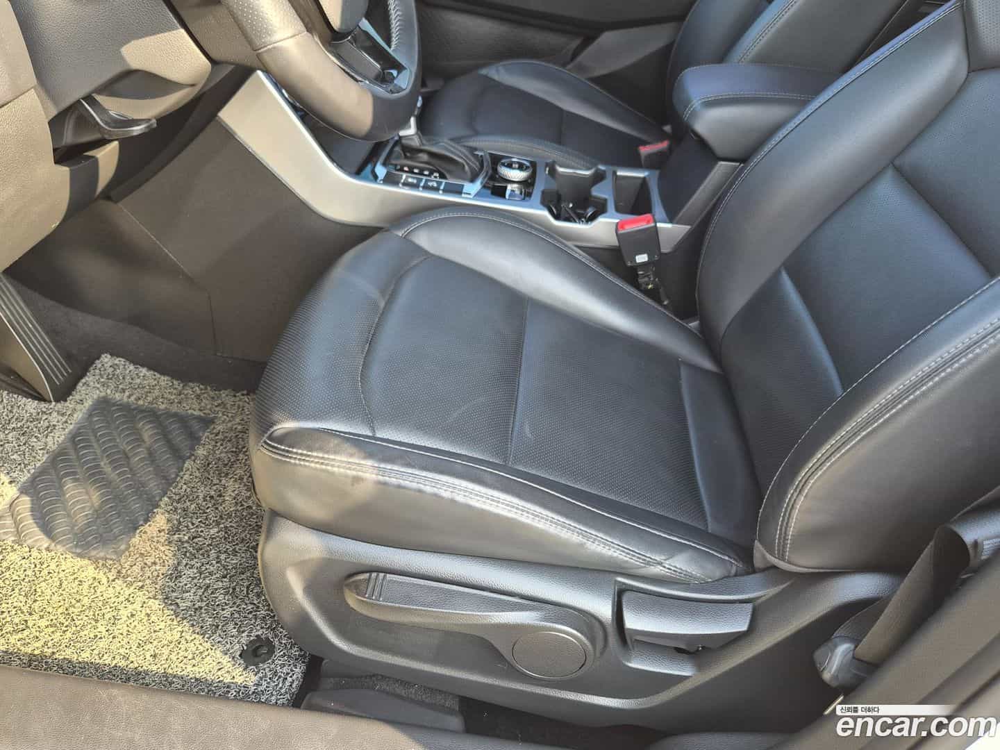 KORANDO KG_Mobility_Ssangyong 2019.10-OPTION-023