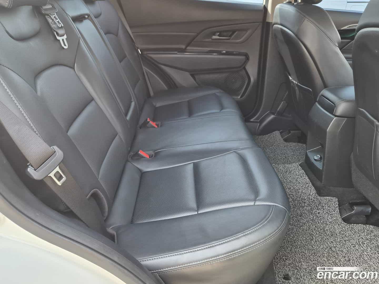 KORANDO KG_Mobility_Ssangyong 2019.10-OPTION-024