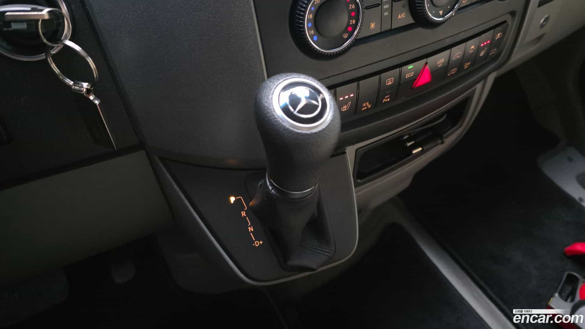 Sprinter Mercedes-Benz 2017.11-INNER-009