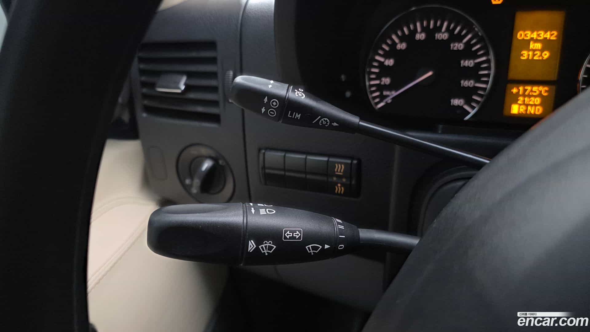 Sprinter Mercedes-Benz 2017.11-OPTION-021