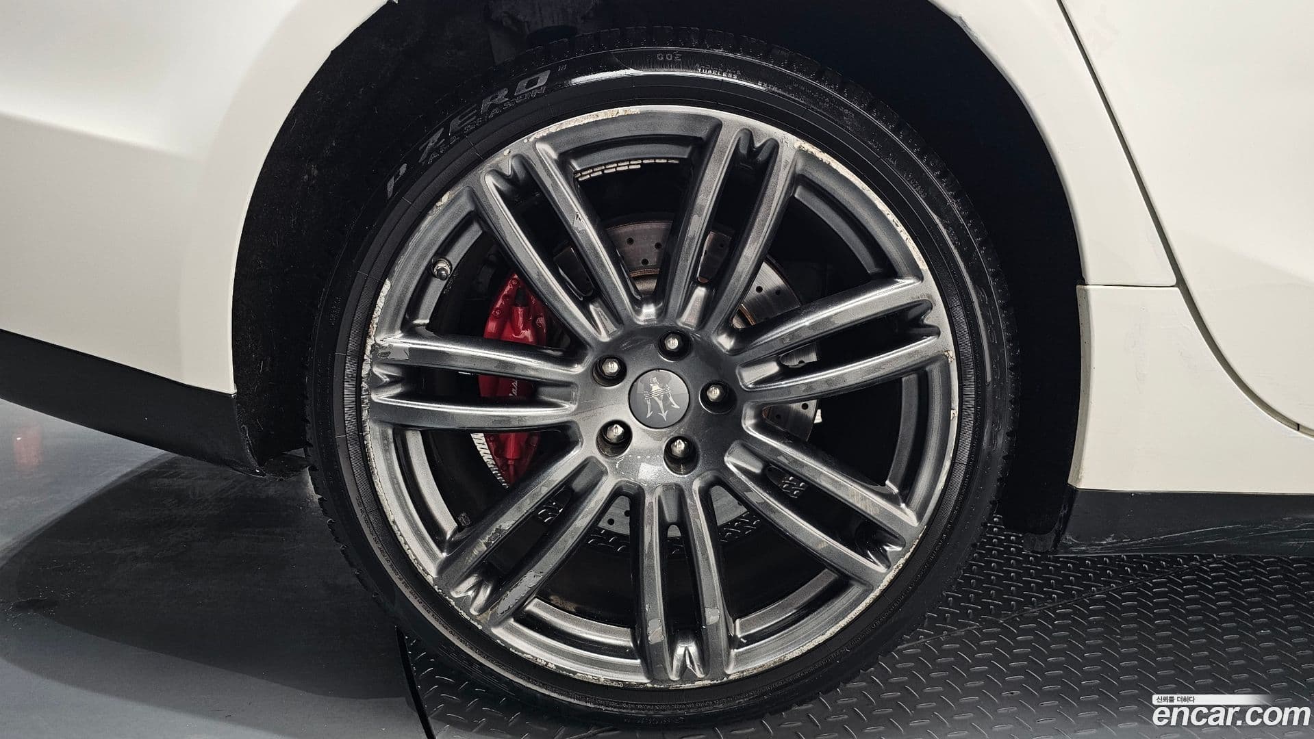 Main__Slider__Photo:Ghibli Maserati 2014.2-4