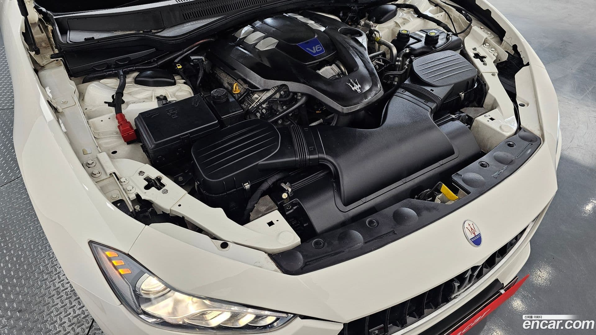 Main__Slider__Photo:Ghibli Maserati 2014.2-5