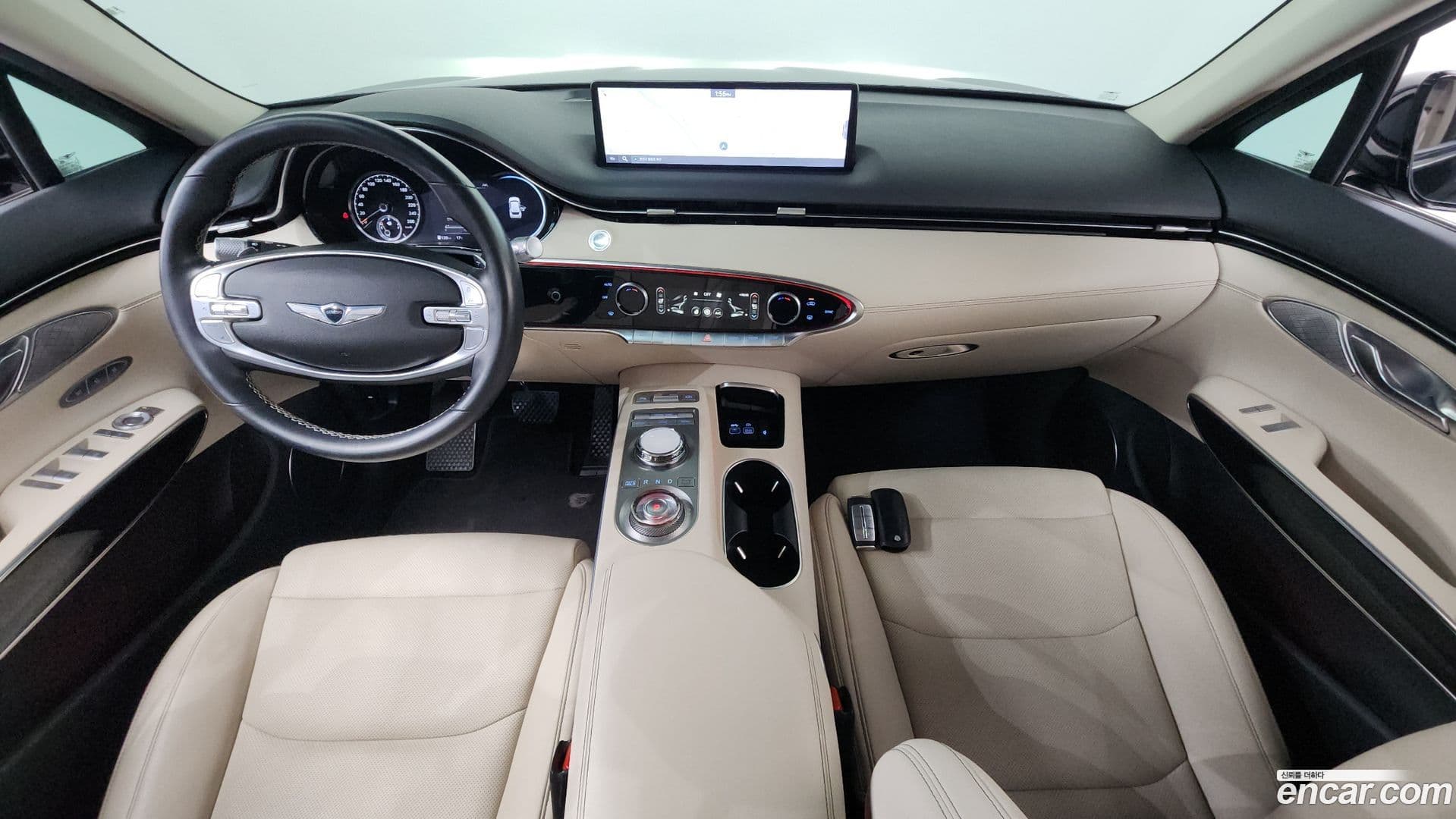 Main__Slider__Photo:GV70 Genesis 2021.9-6