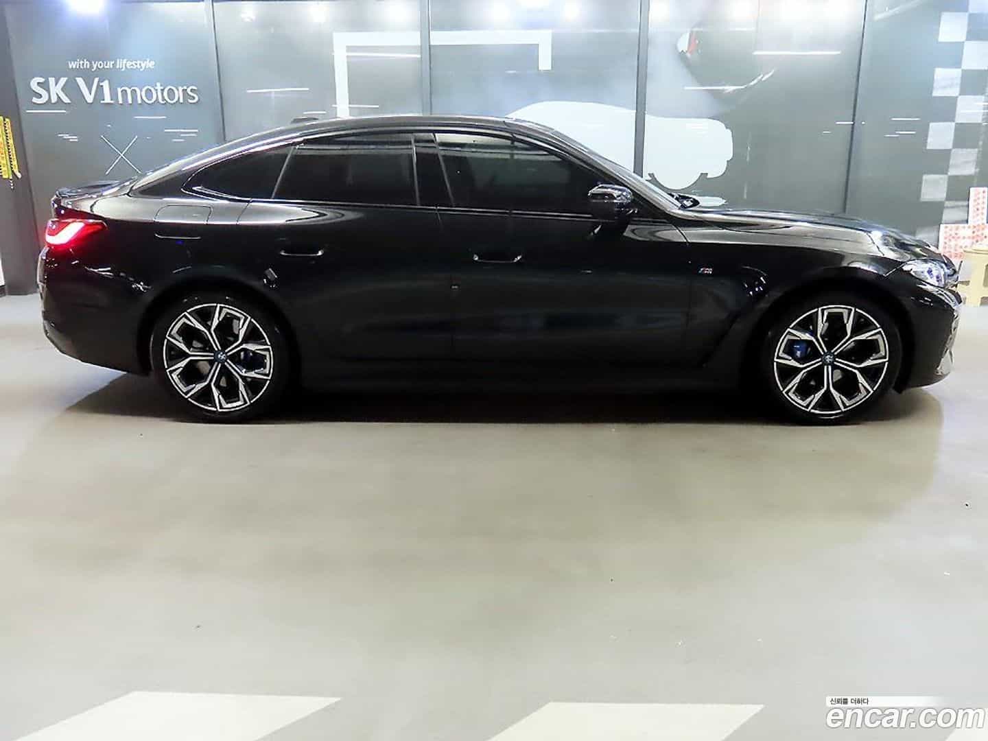 i4 BMW 2024.11-OUTER-003