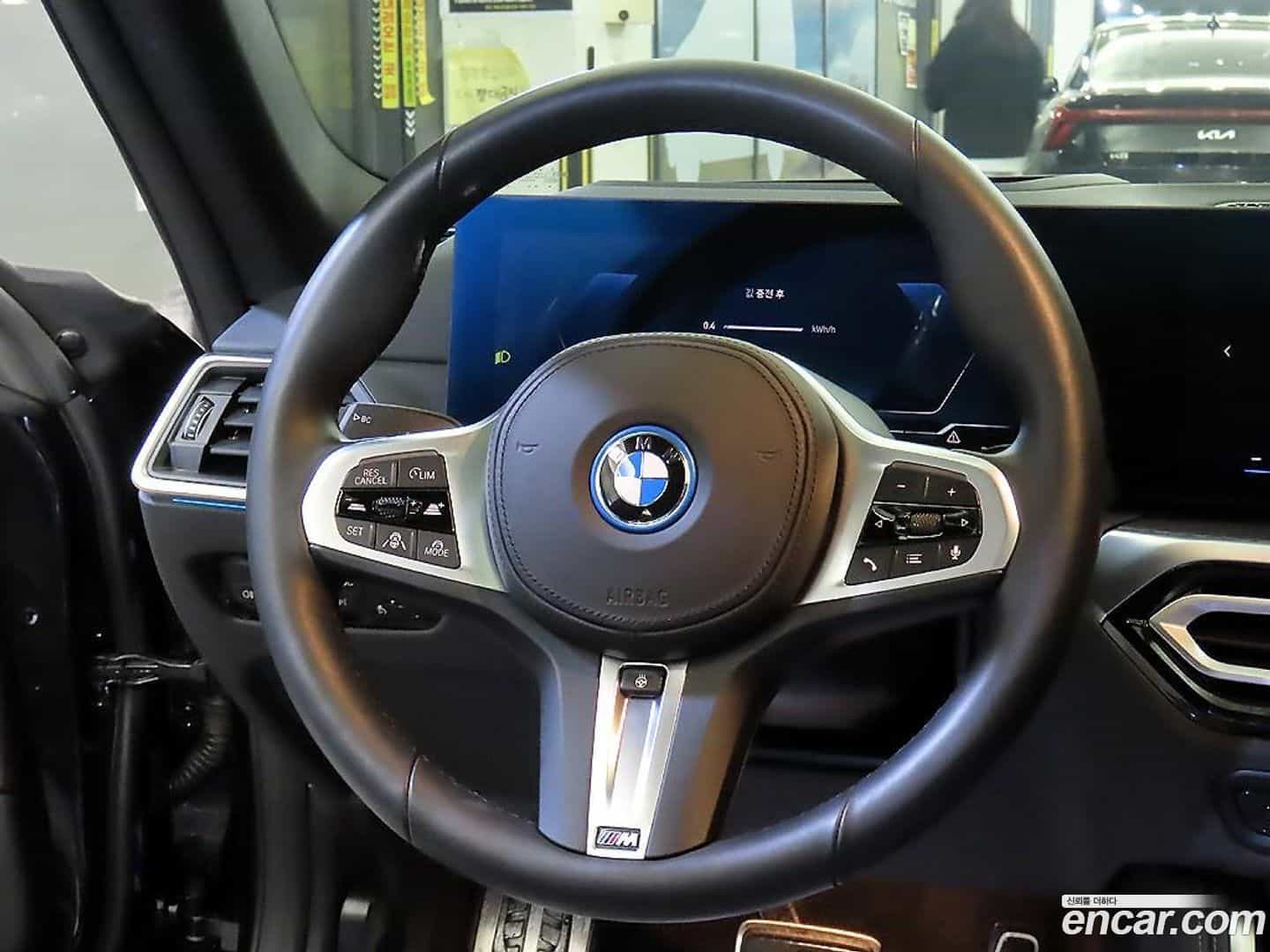 i4 BMW 2024.11-INNER-008