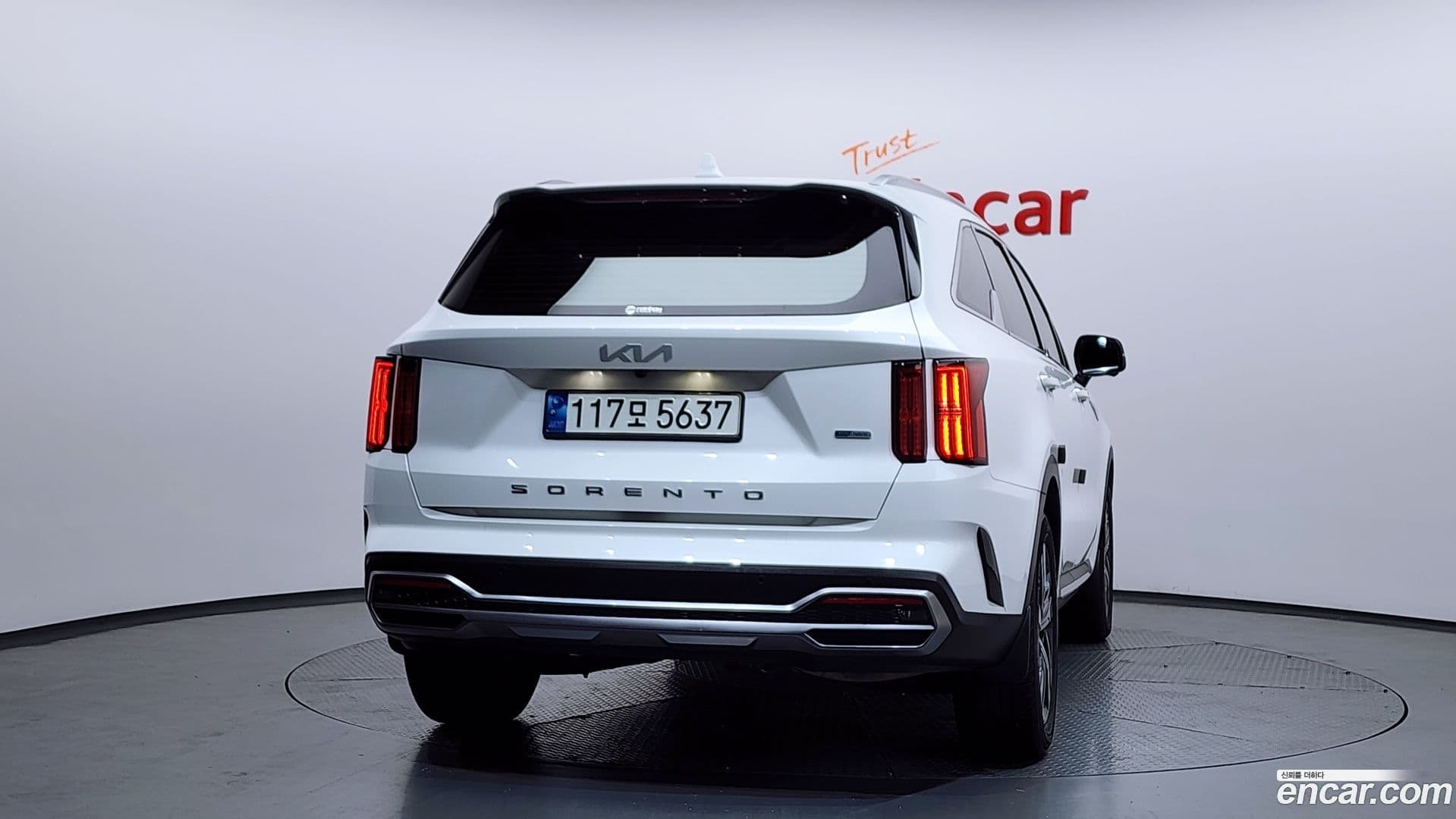 Main__Slider__Photo:Sorento Kia 2022.0-3