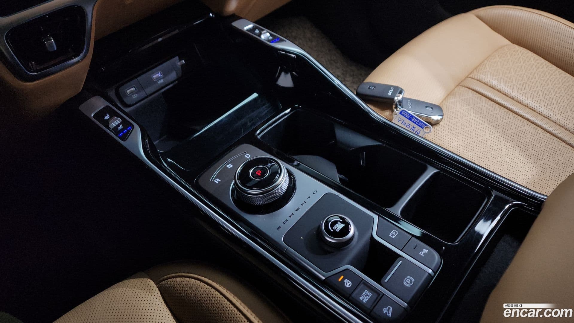 Main__Slider__Photo:Sorento Kia 2022.0-8