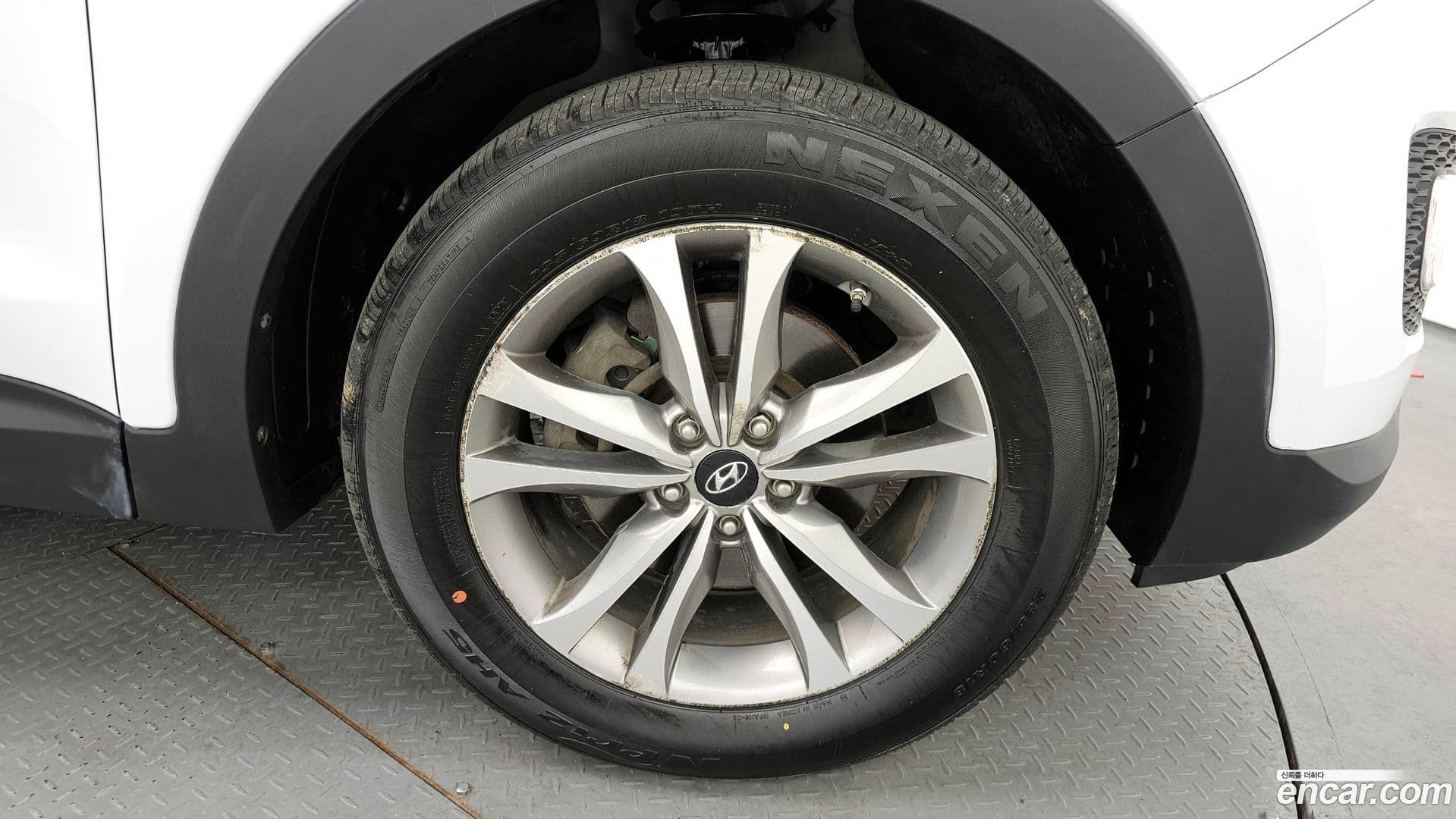 Main__Slider__Photo:Santafe Hyundai 2015.5-4