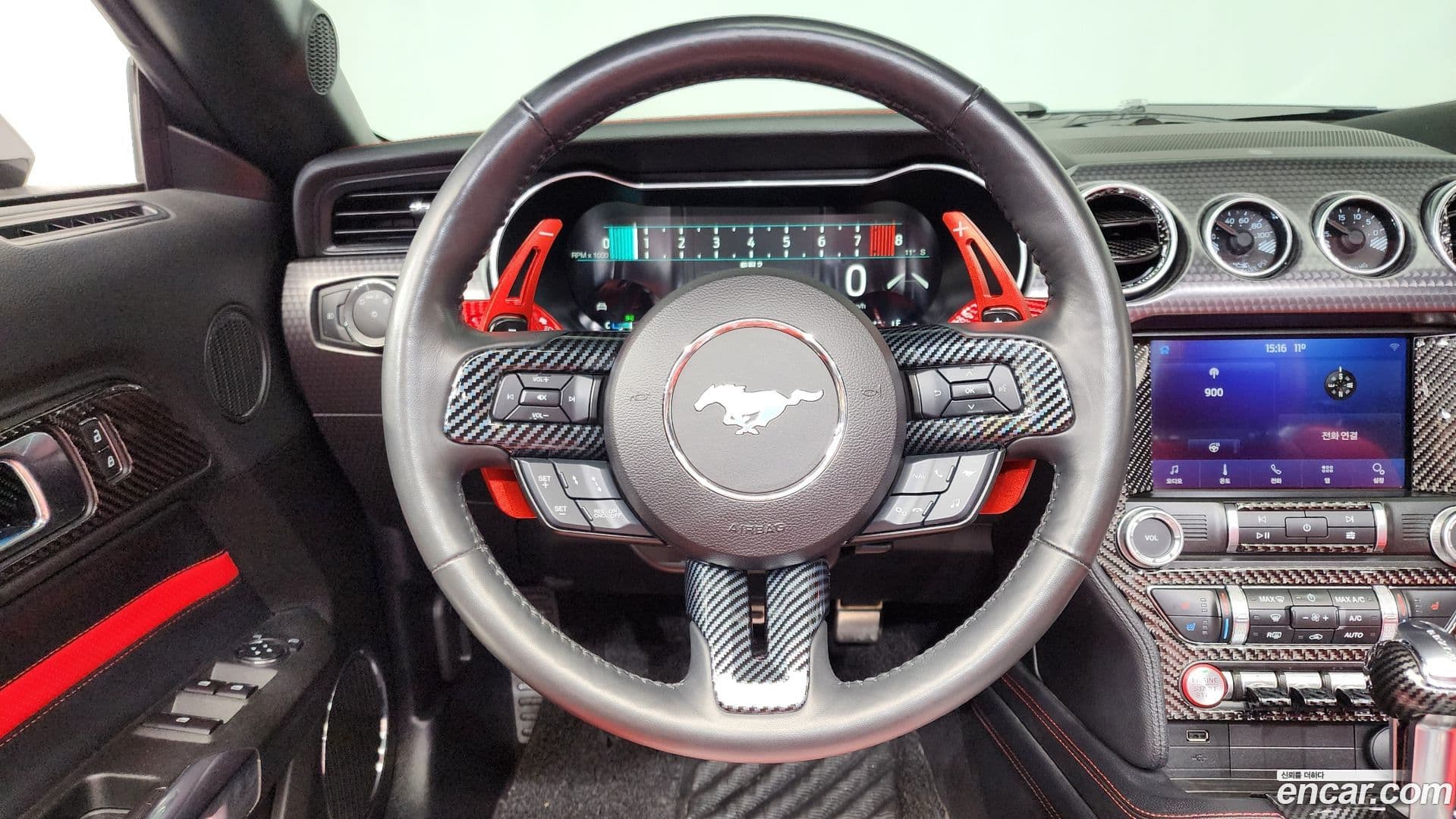 Main__Slider__Photo:Mustang Ford 2021.8-12