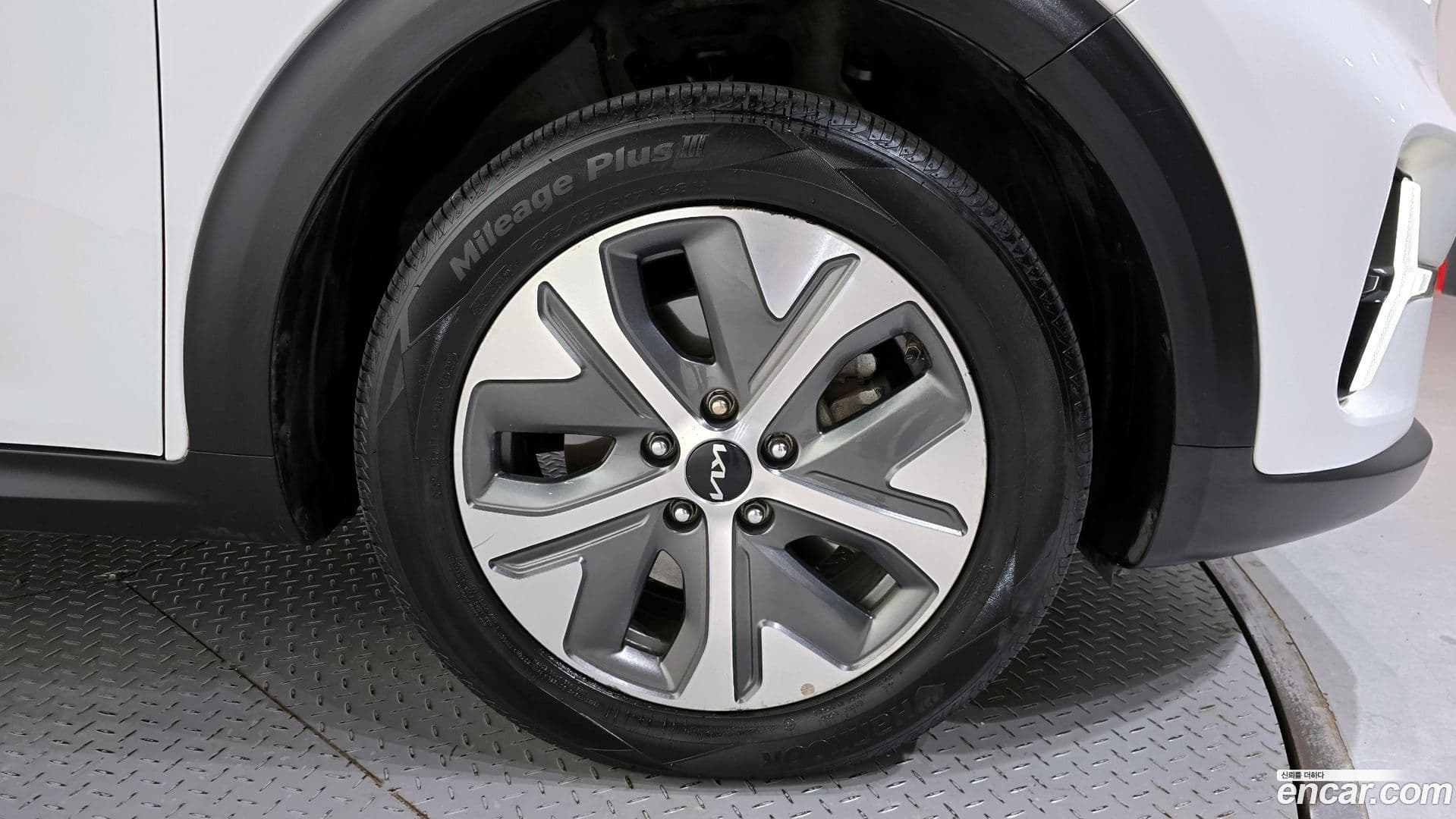 Main__Slider__Photo:Niro Kia 2022.10-4