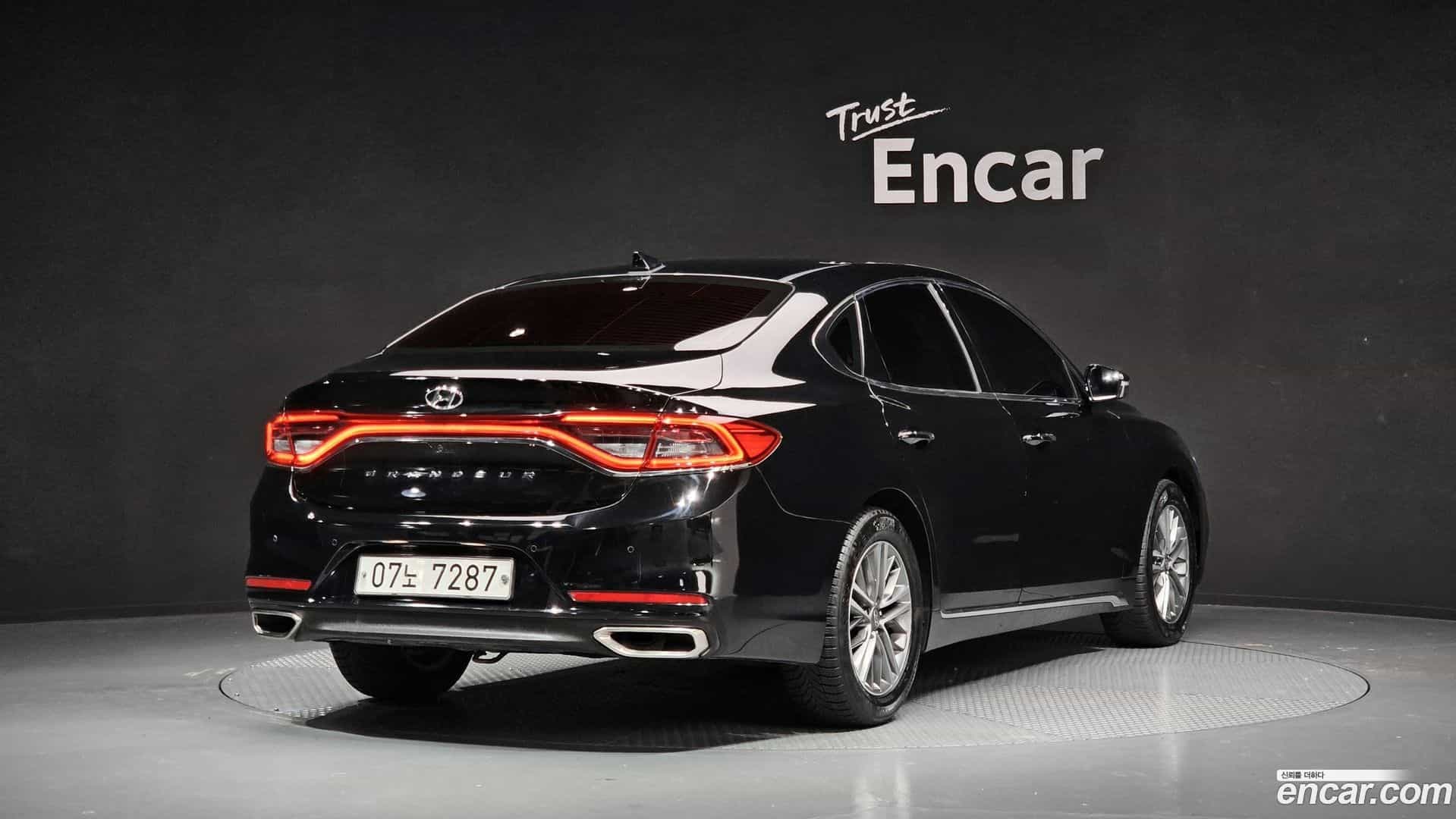 Grandeur Hyundai 2018.6-OUTER-002