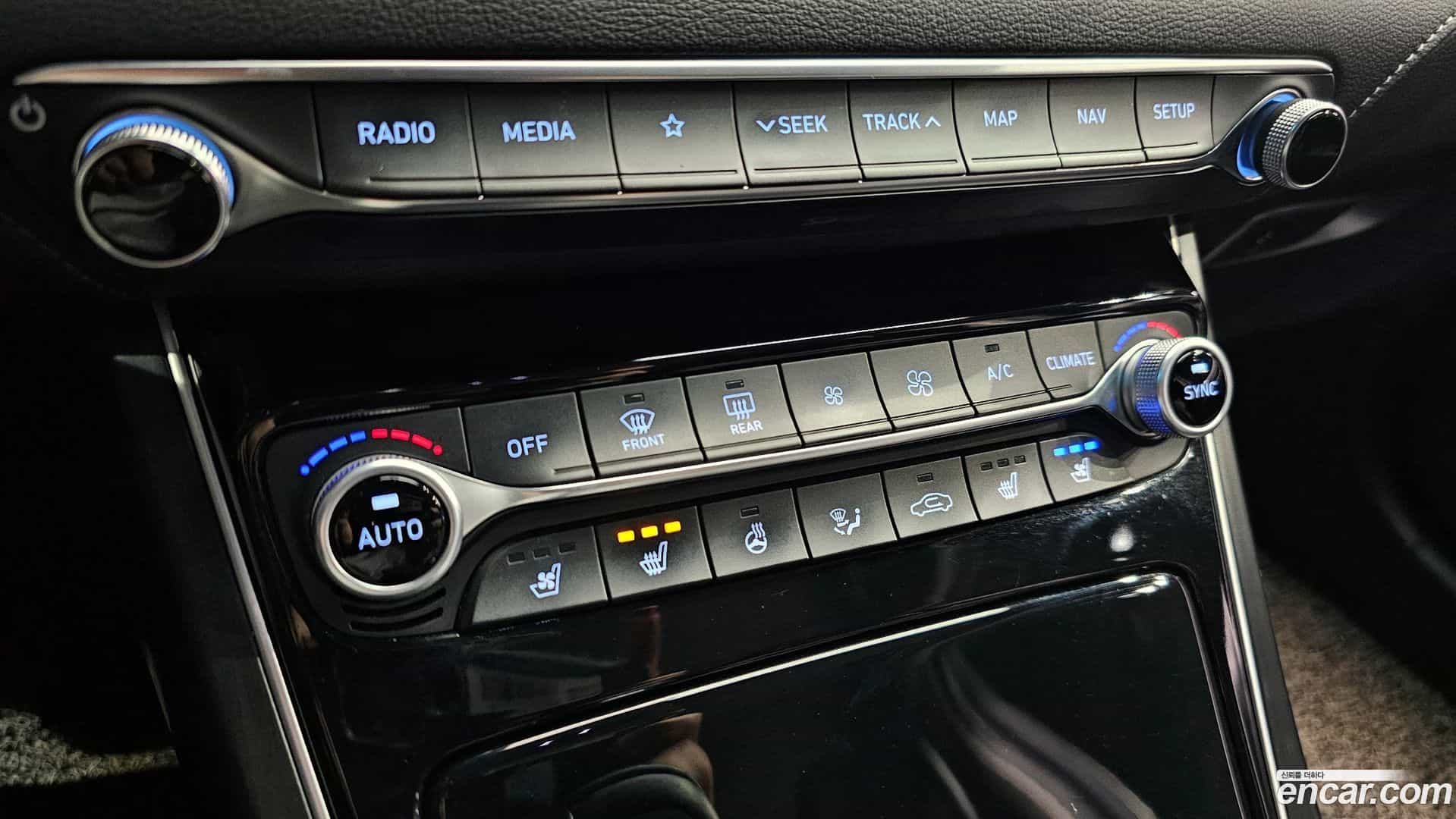 Grandeur Hyundai 2018.6-OPTION-023