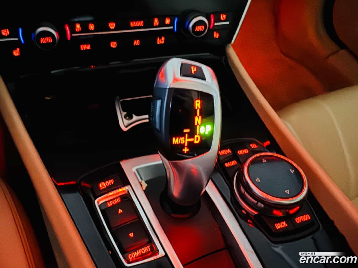 Gran Turismo BMW 2014.7-INNER-009