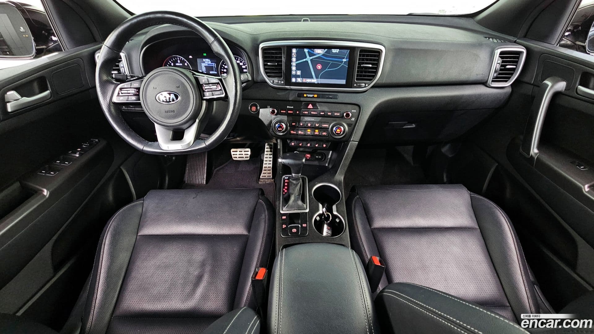 Main__Slider__Photo:Sportage Kia 2019.0-6
