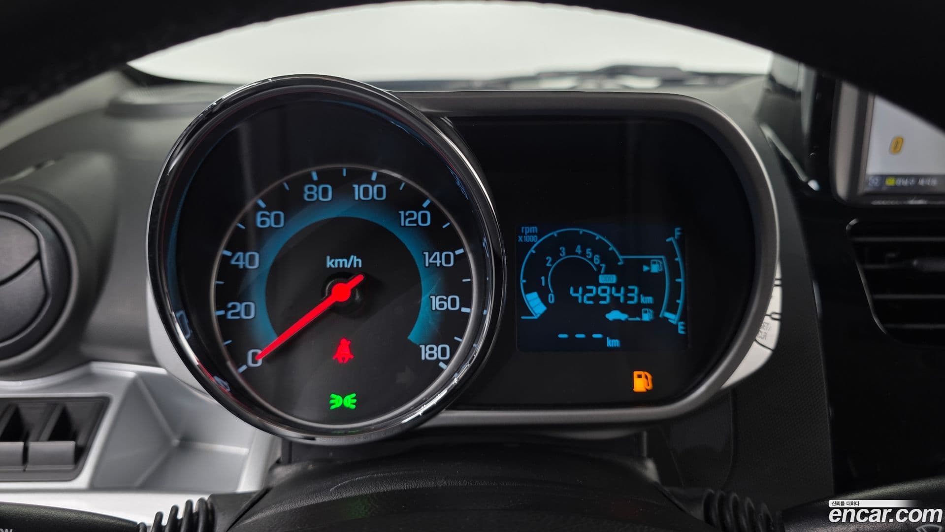 Main__Slider__Photo:Spark ChevroletGMDaewoo 2014.2-7