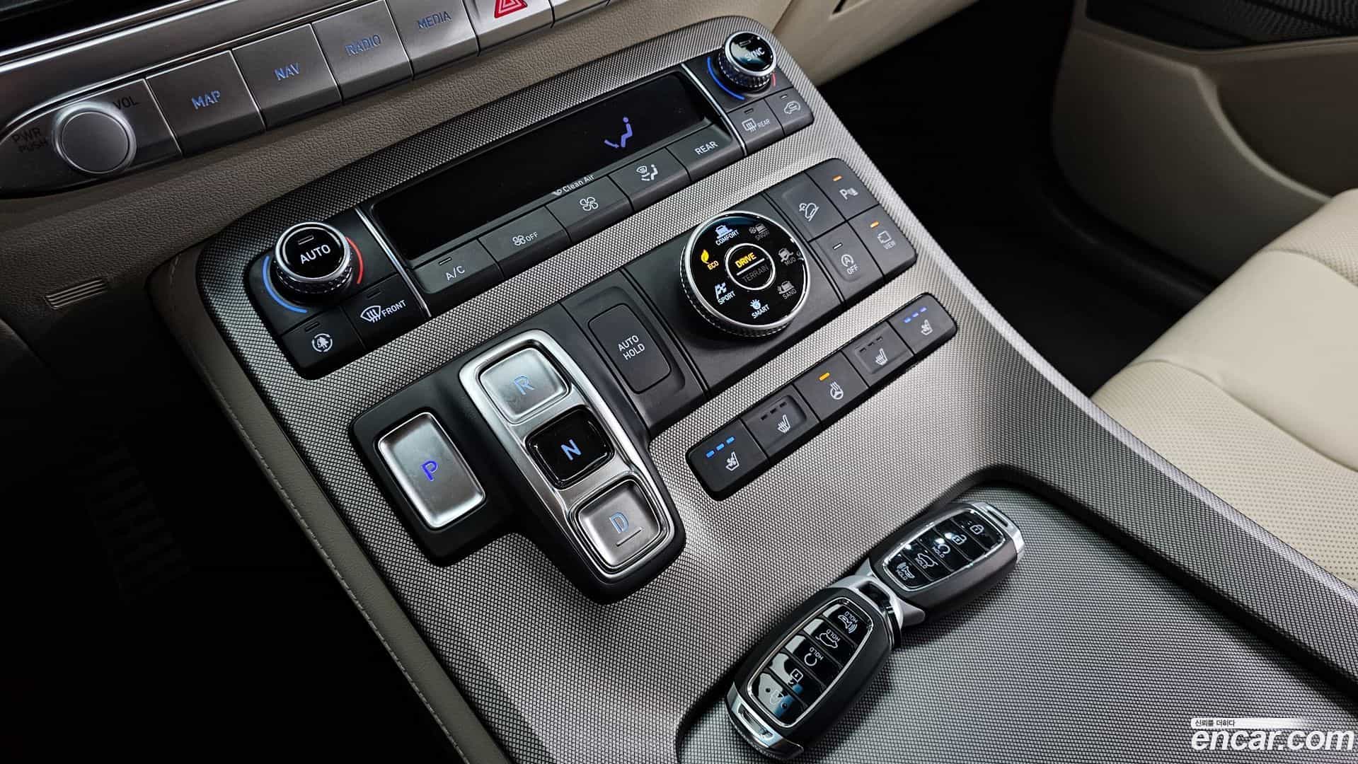 Palisade Hyundai 2021.2-INNER-009