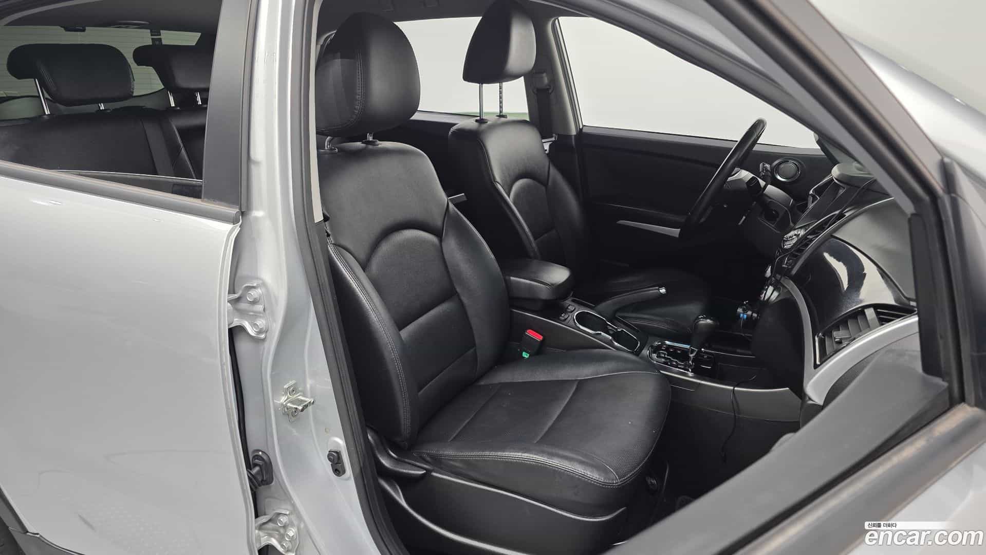 KORANDO KG_Mobility_Ssangyong 2017.4-INNER-010