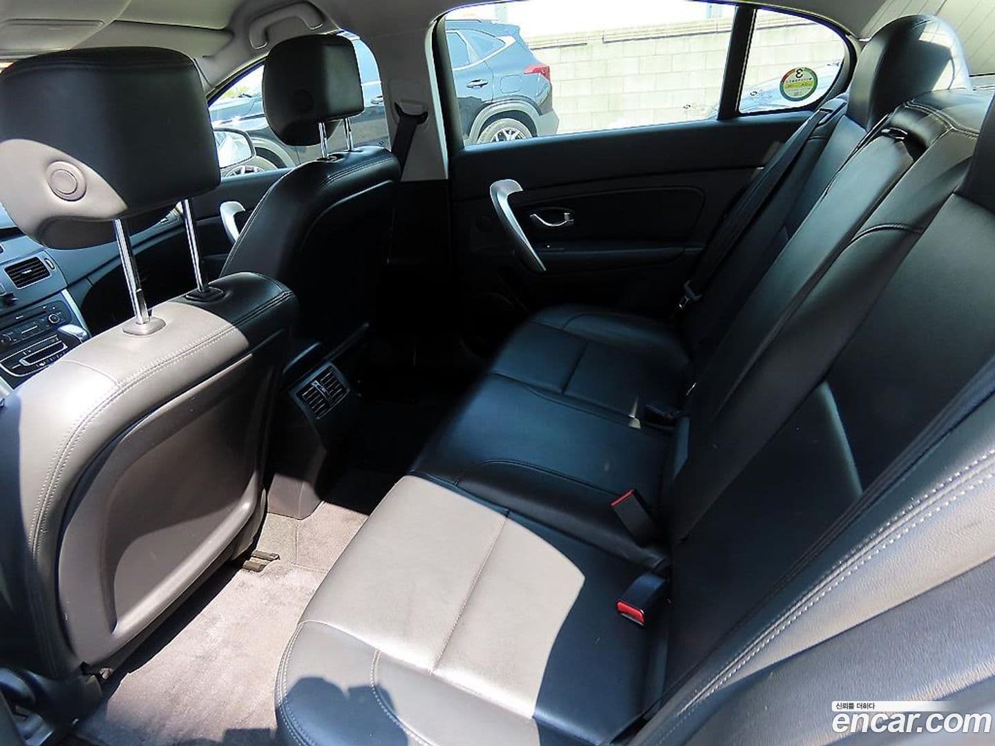 Main__Slider__Photo:SM5 Renault-KoreaSamsung 2016.3-5