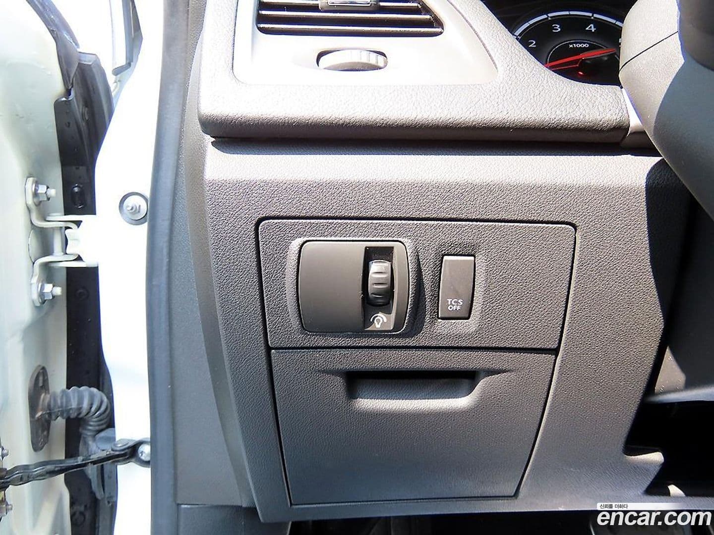 Main__Slider__Photo:SM5 Renault-KoreaSamsung 2016.3-11