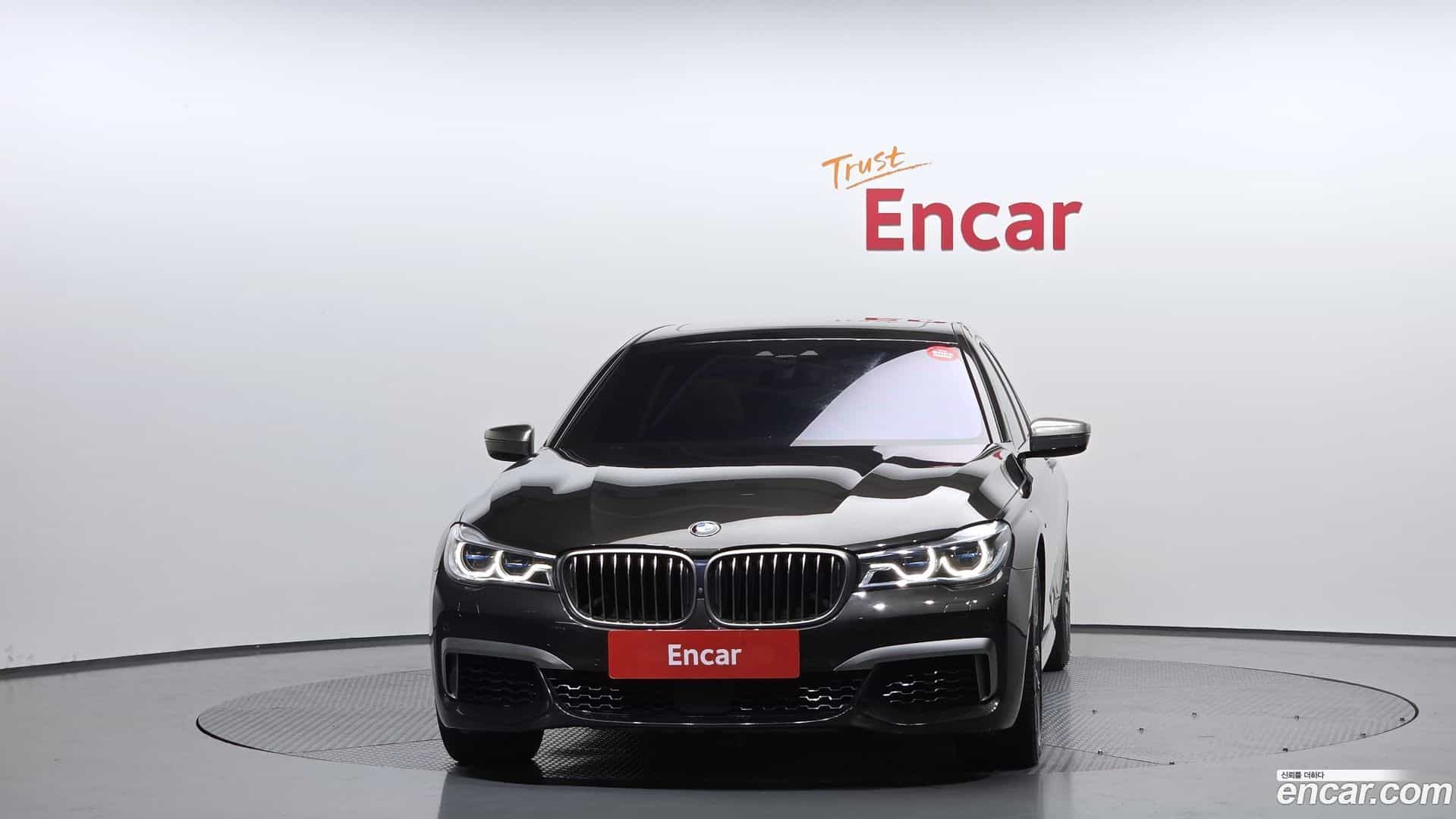 7-Series BMW 2017.6-OUTER-003