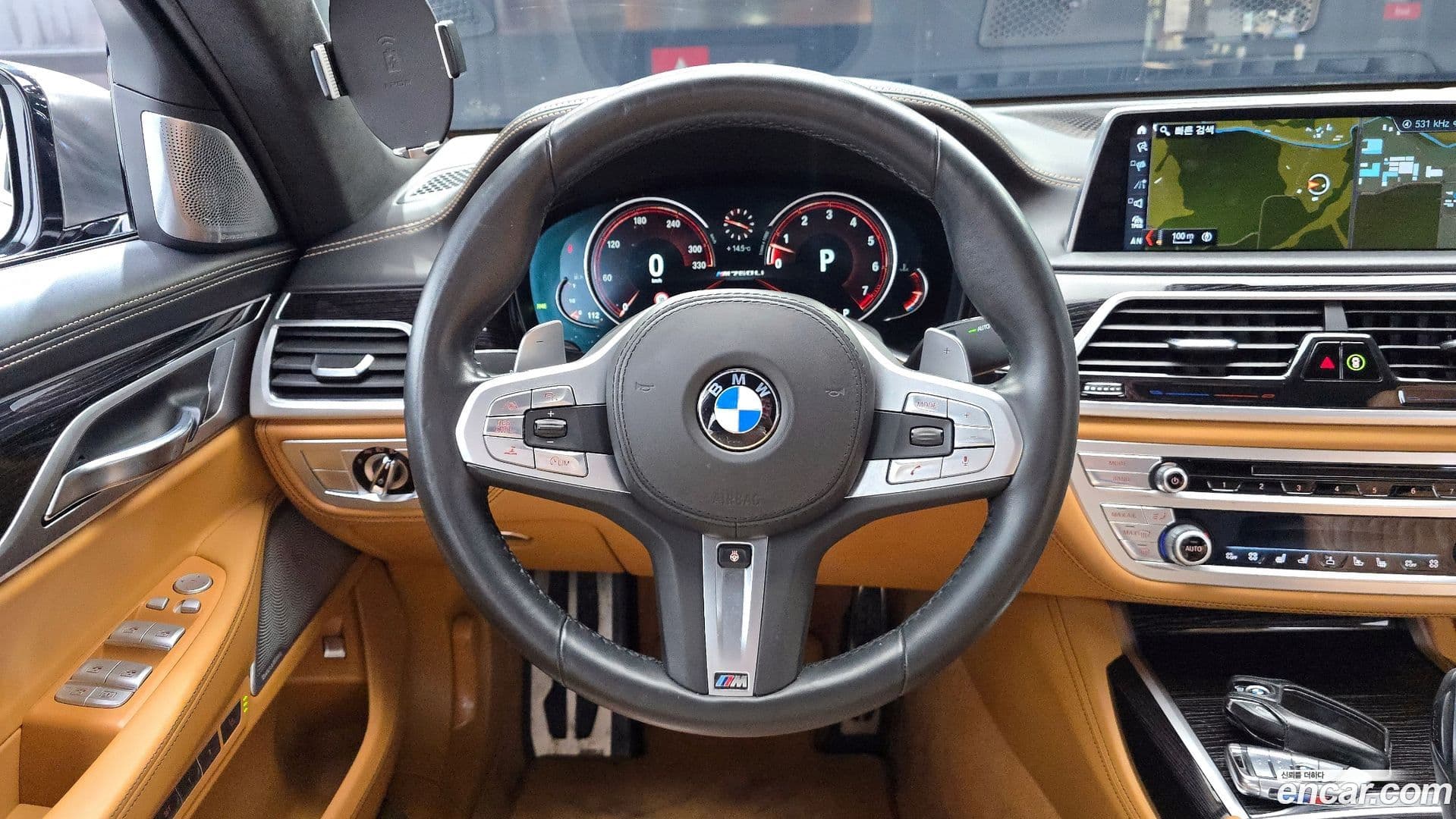 Main__Slider__Photo:7-Series BMW 2017.6-12