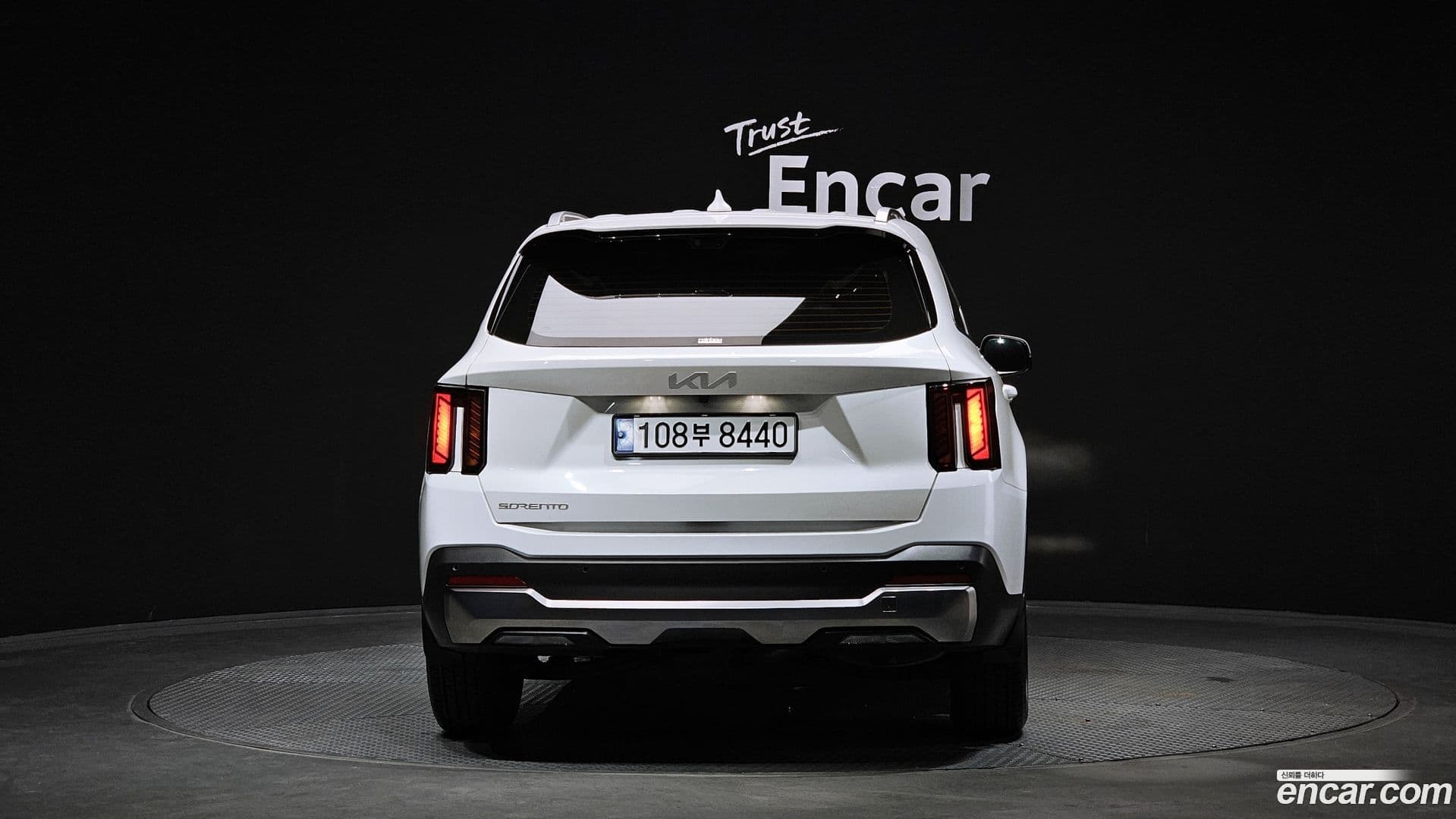 Main__Slider__Photo:Sorento Kia 2024.2-3