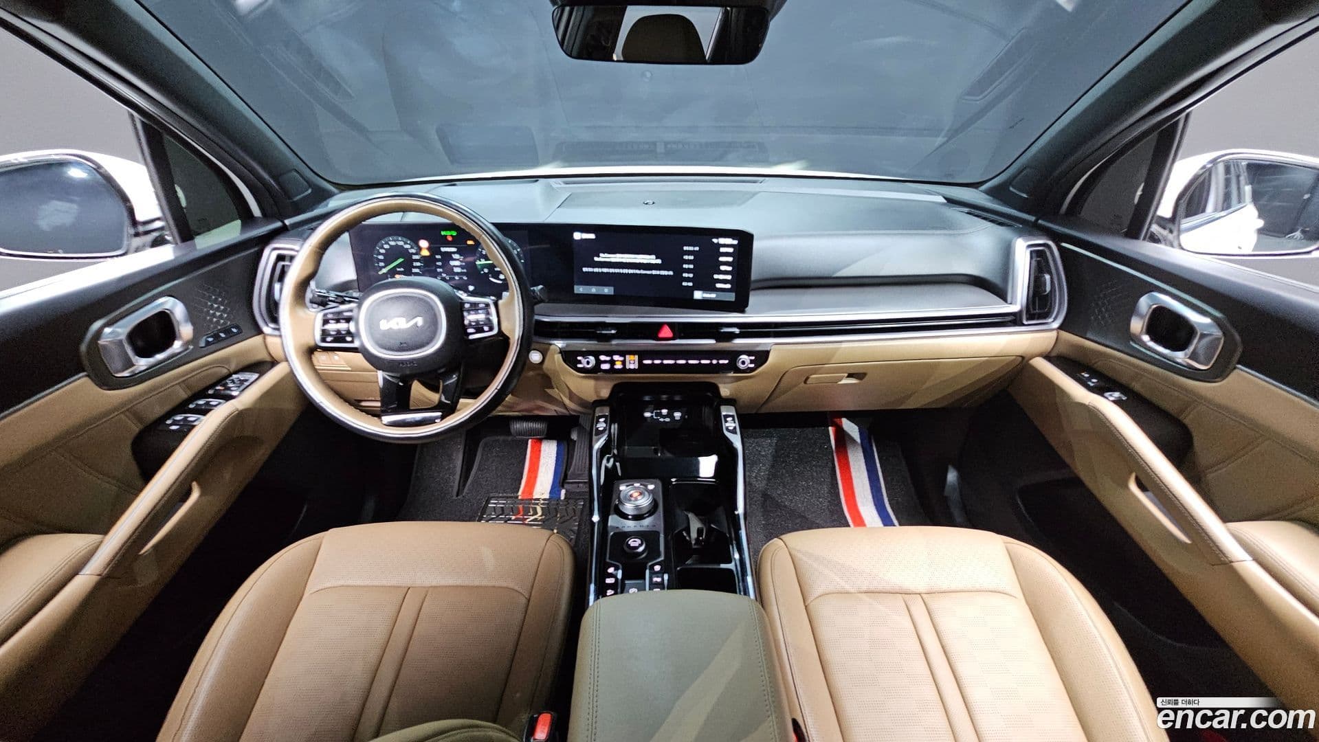 Main__Slider__Photo:Sorento Kia 2024.2-6