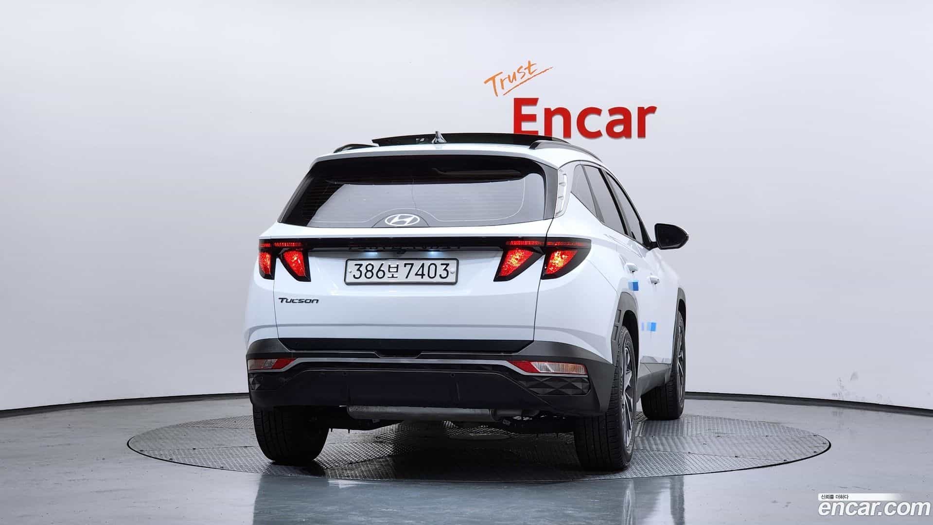 Tucson Hyundai 2022.1-OUTER-004