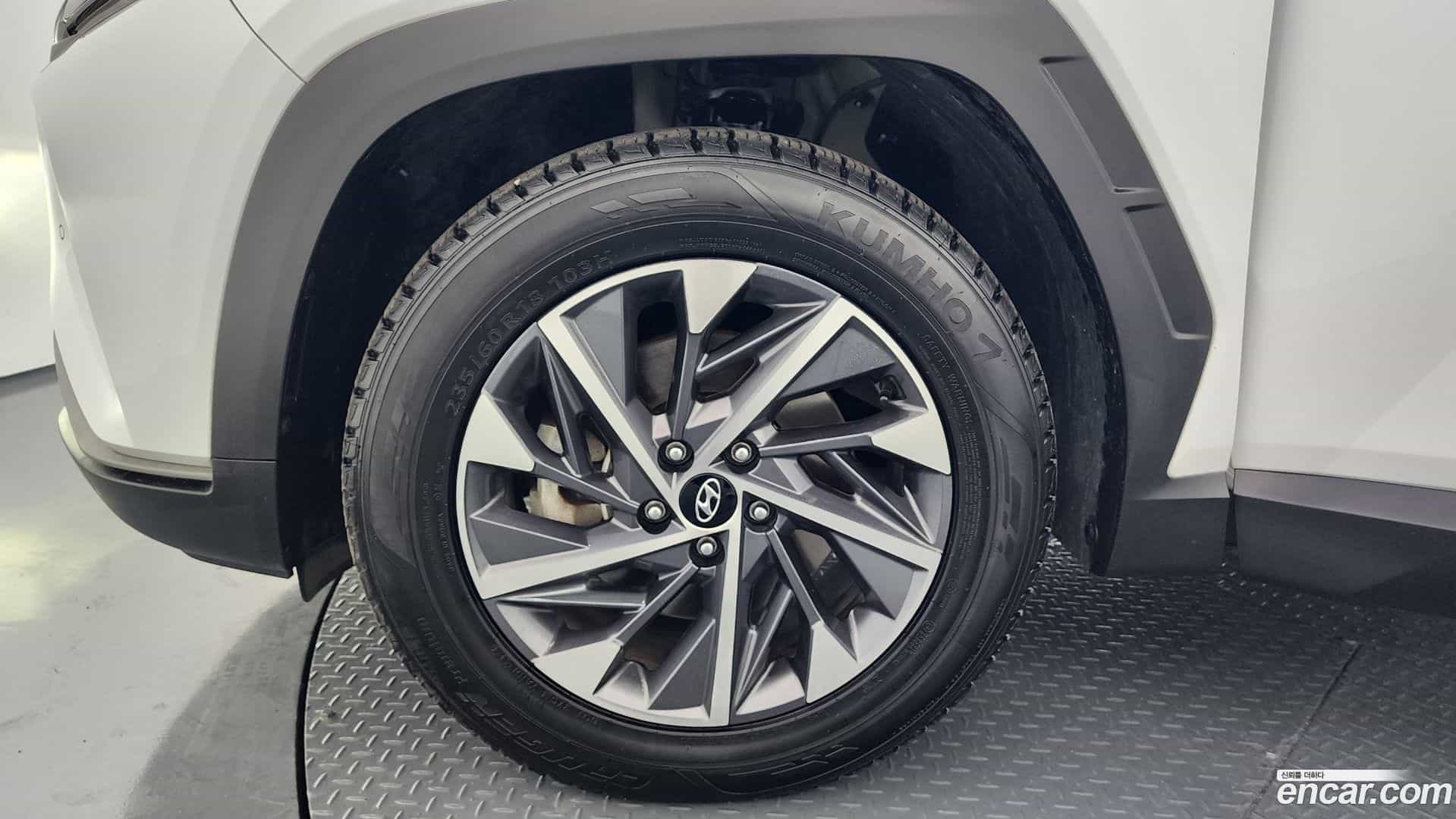 Tucson Hyundai 2022.1-OUTER-005