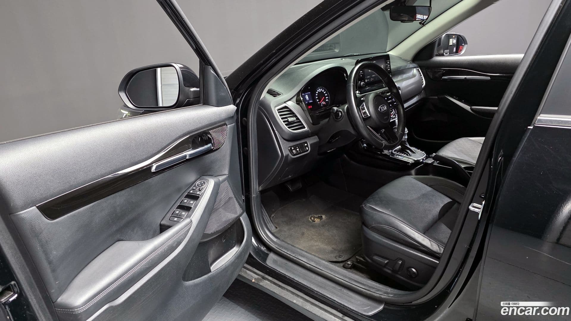 Main__Slider__Photo:Seltos Kia 2021.6-9