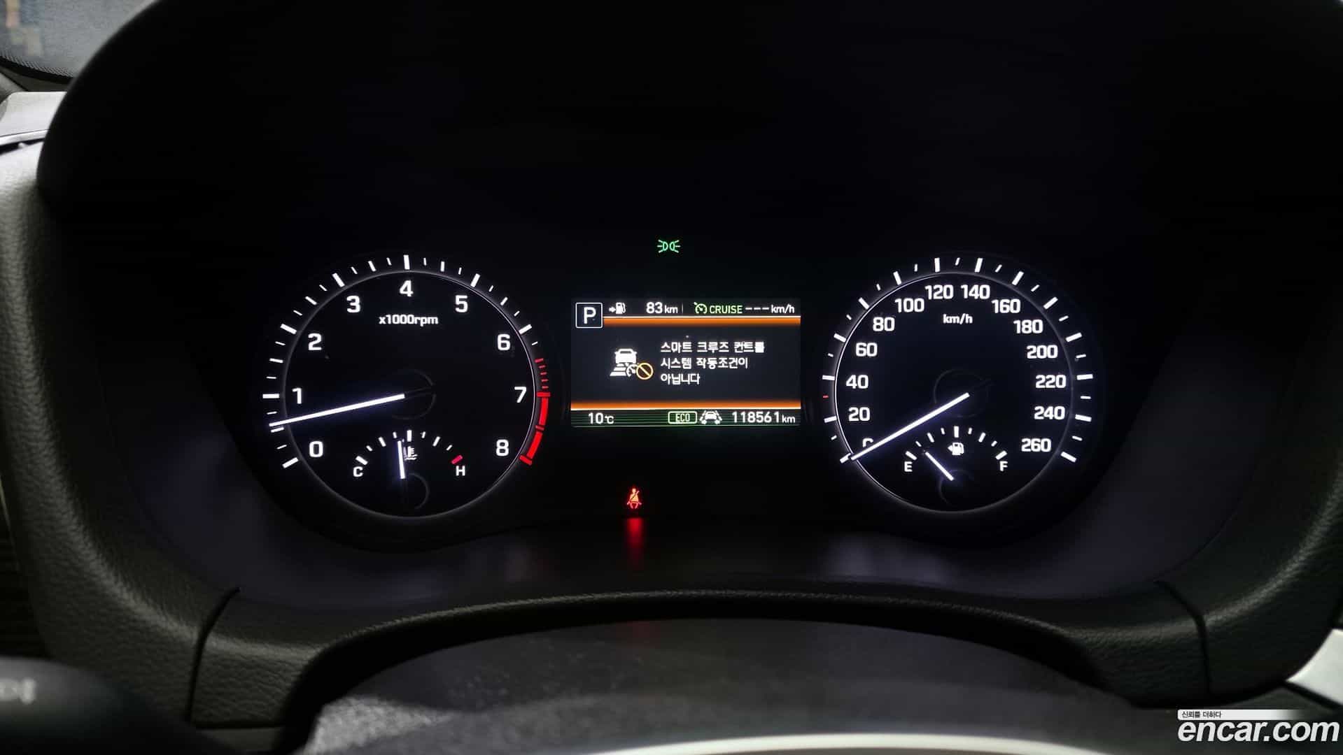 G80 Genesis 2019.1-INNER-008