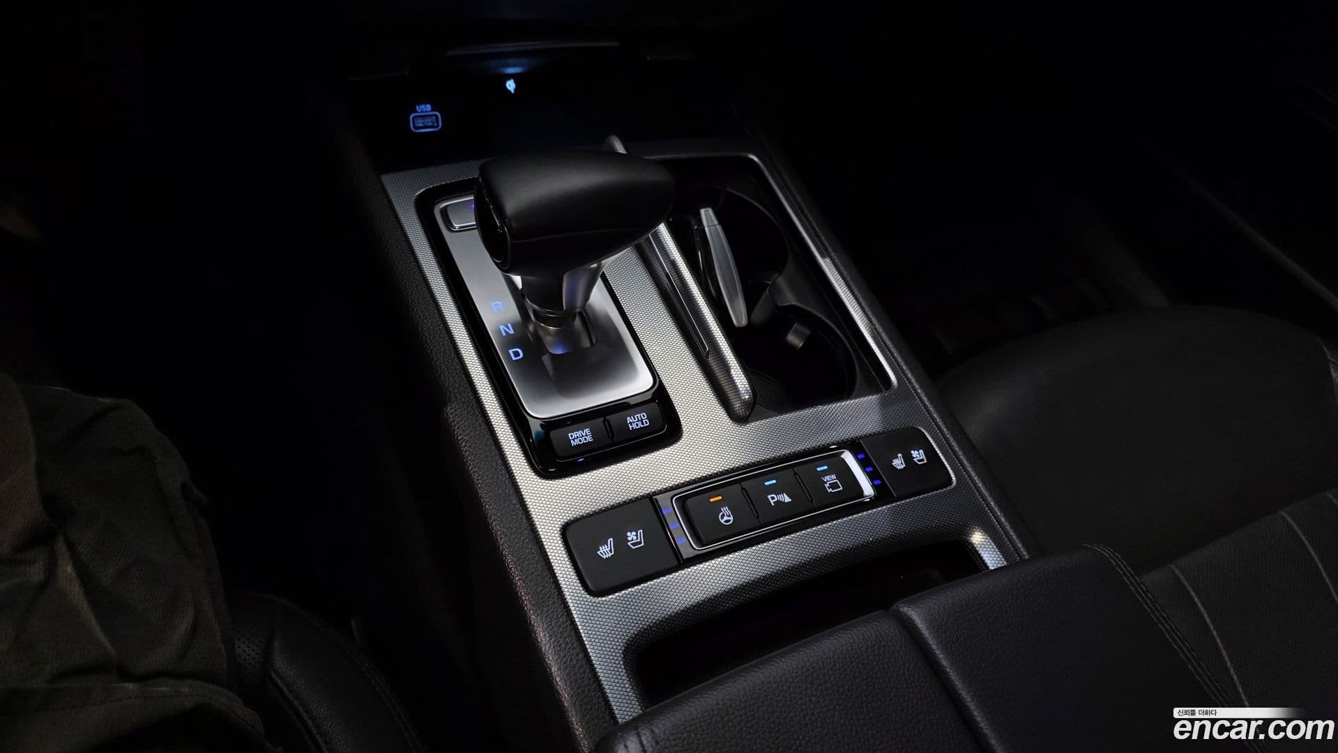 Main__Slider__Photo:G80 Genesis 2019.1-8