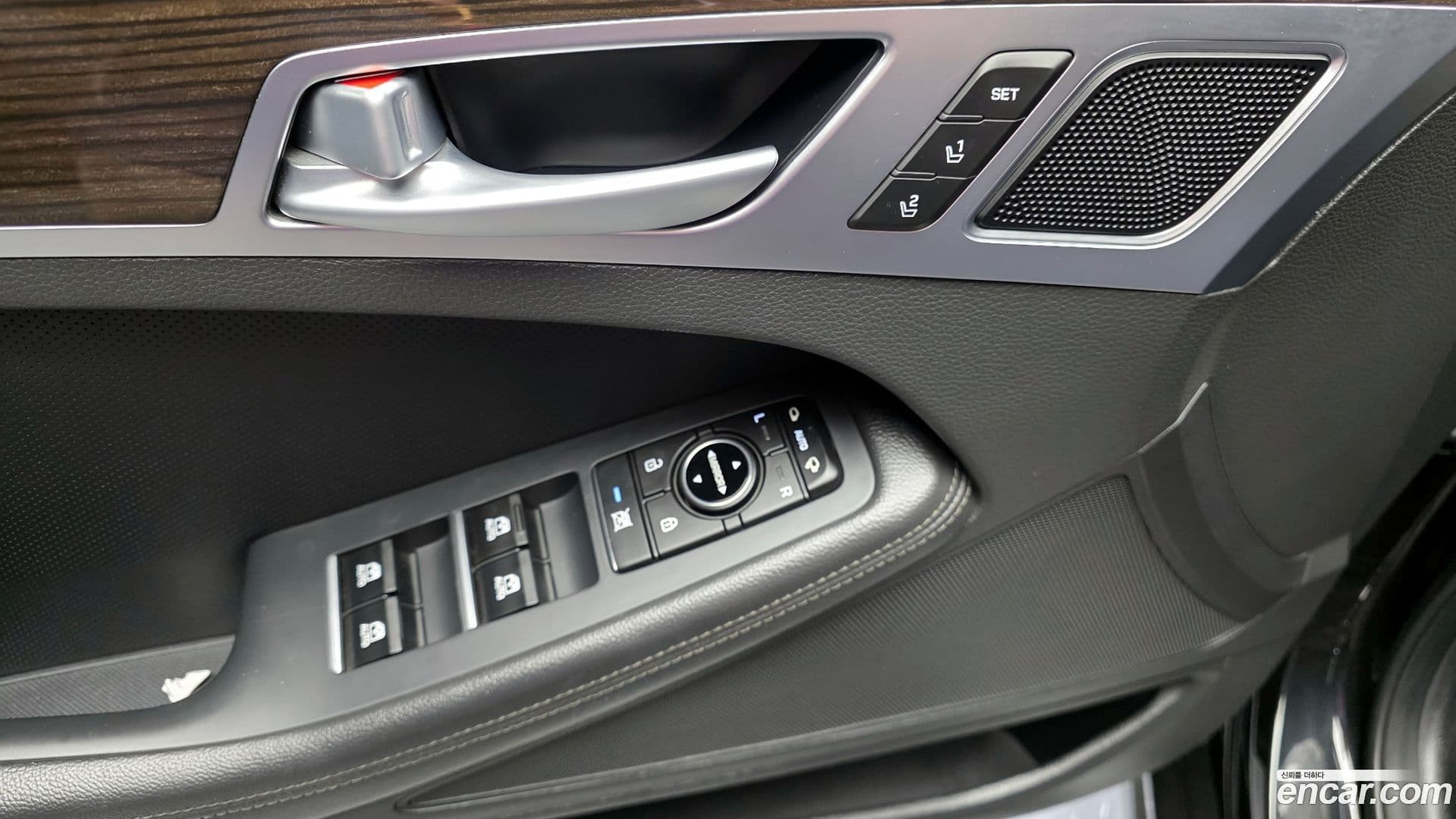 Main__Slider__Photo:G80 Genesis 2019.1-13