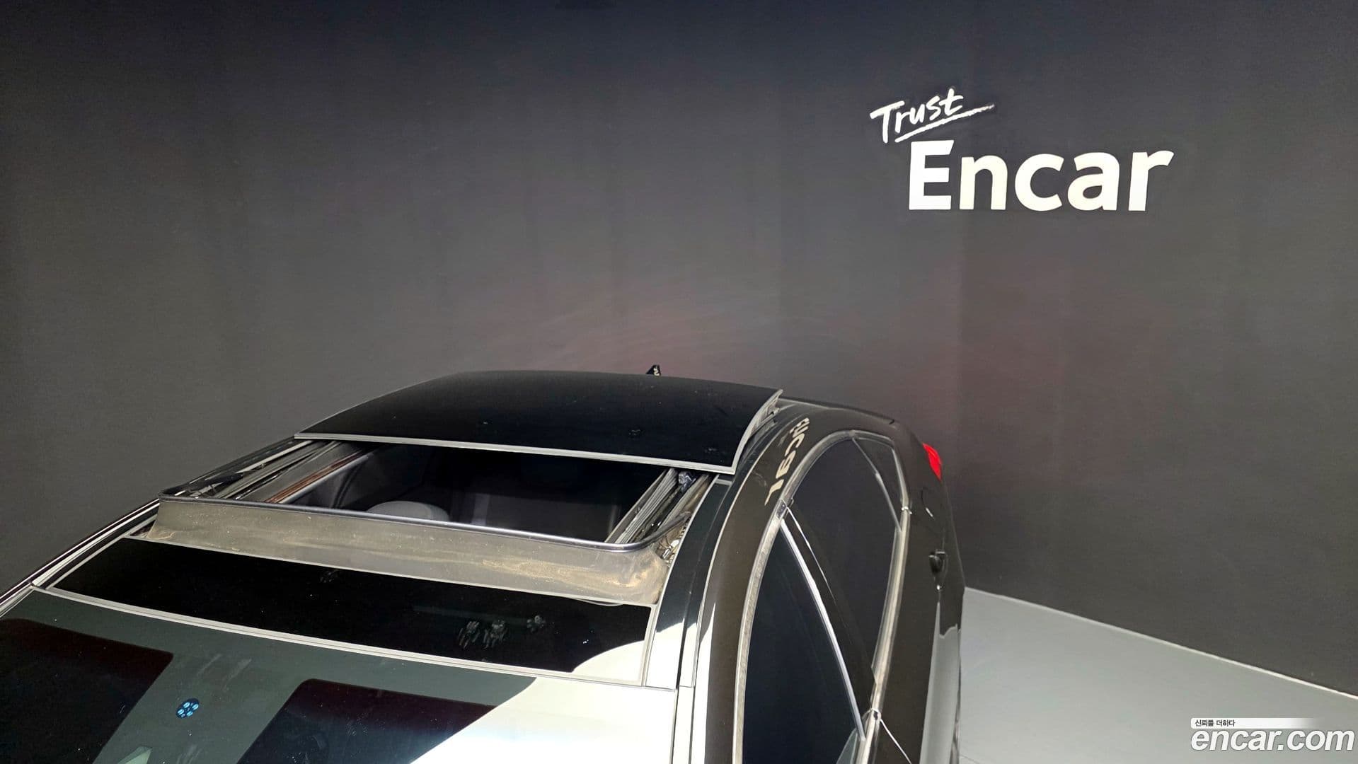 Main__Slider__Photo:G80 Genesis 2019.1-19