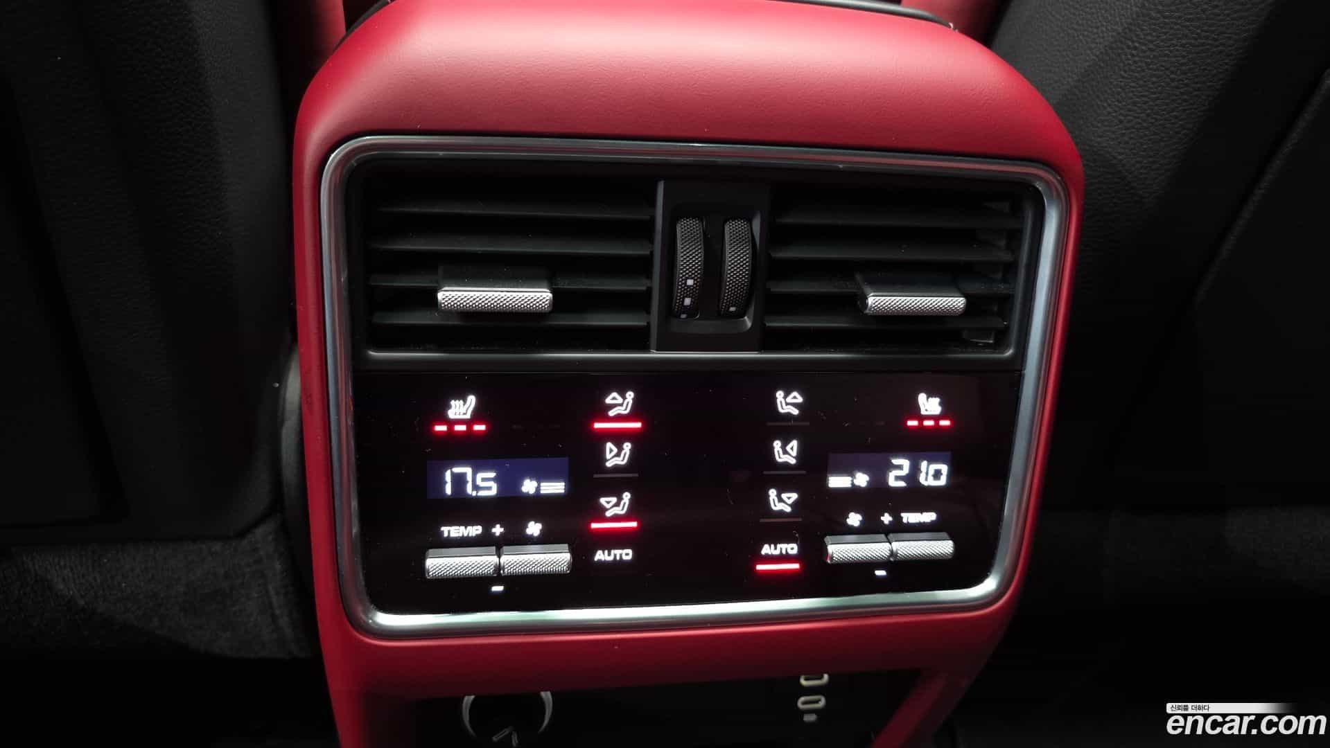 Cayenne Porsche 2020.3-OPTION-023