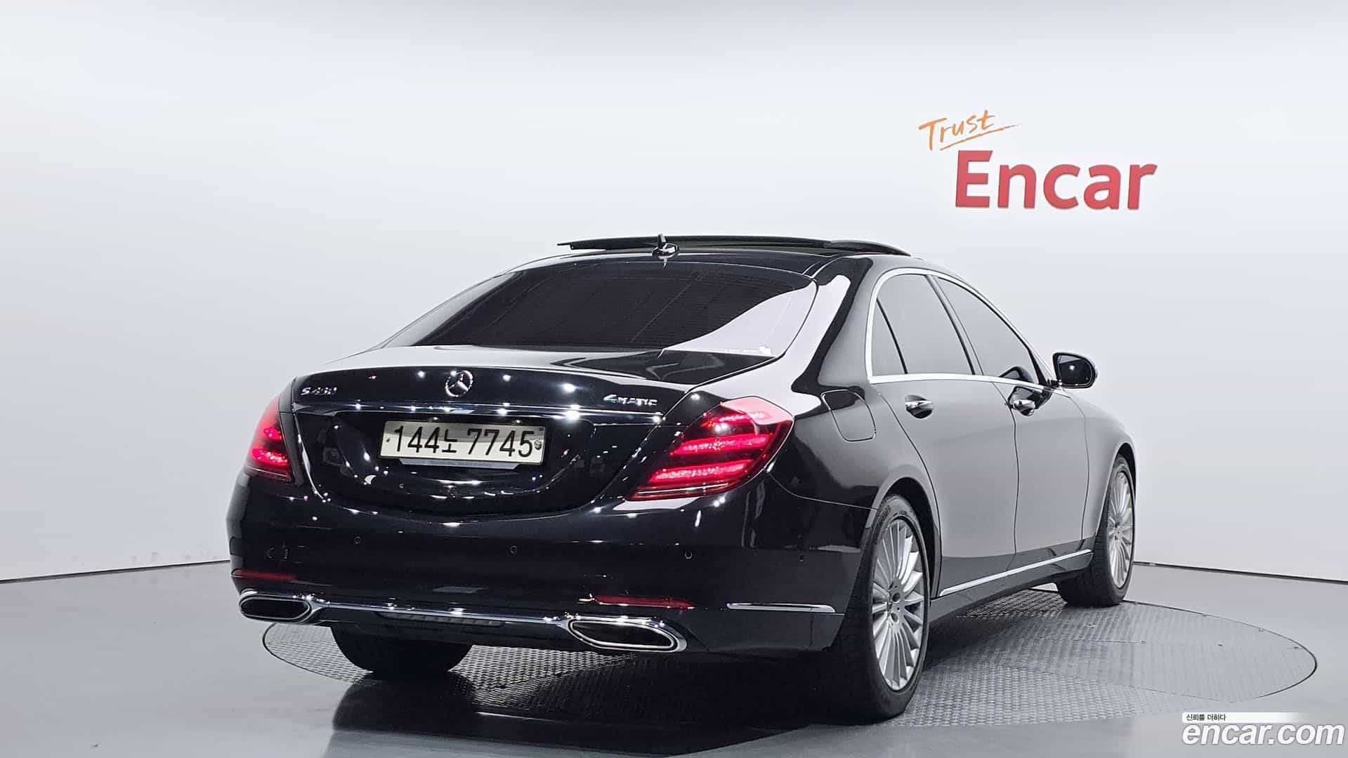 S-Class Mercedes-Benz 2019.0-OUTER-002