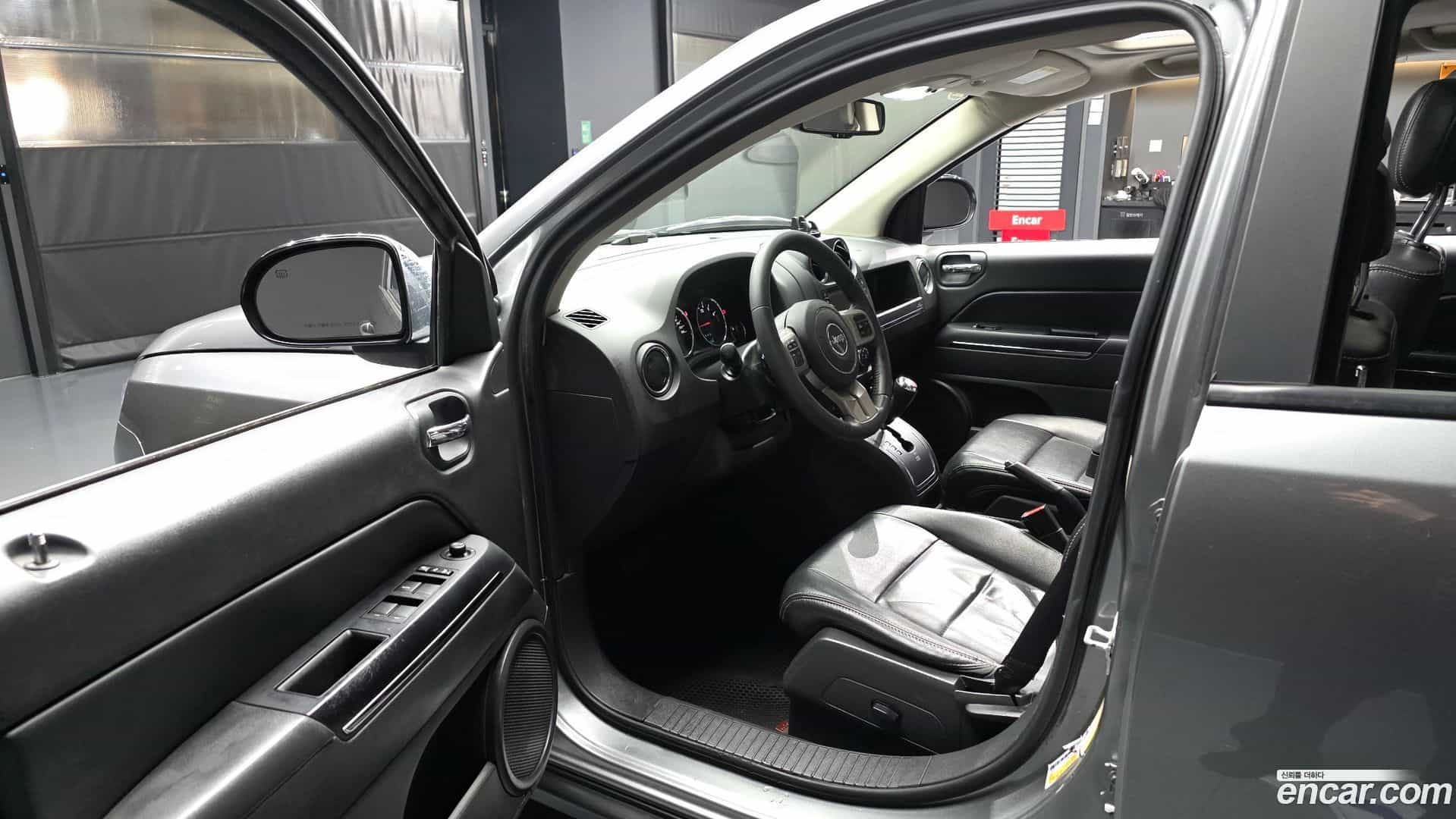 Compass Jeep 2013.0-INNER-010