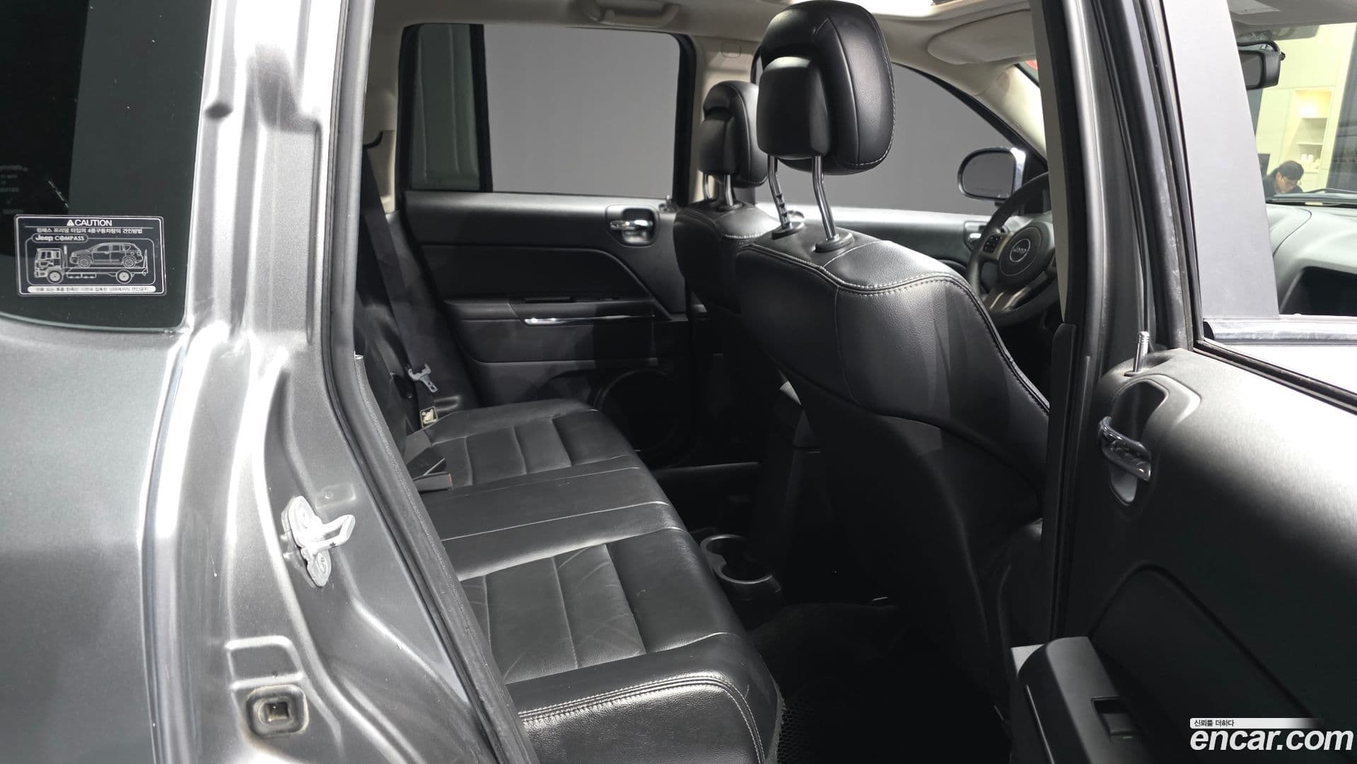 Main__Slider__Photo:Compass Jeep 2013.0-11