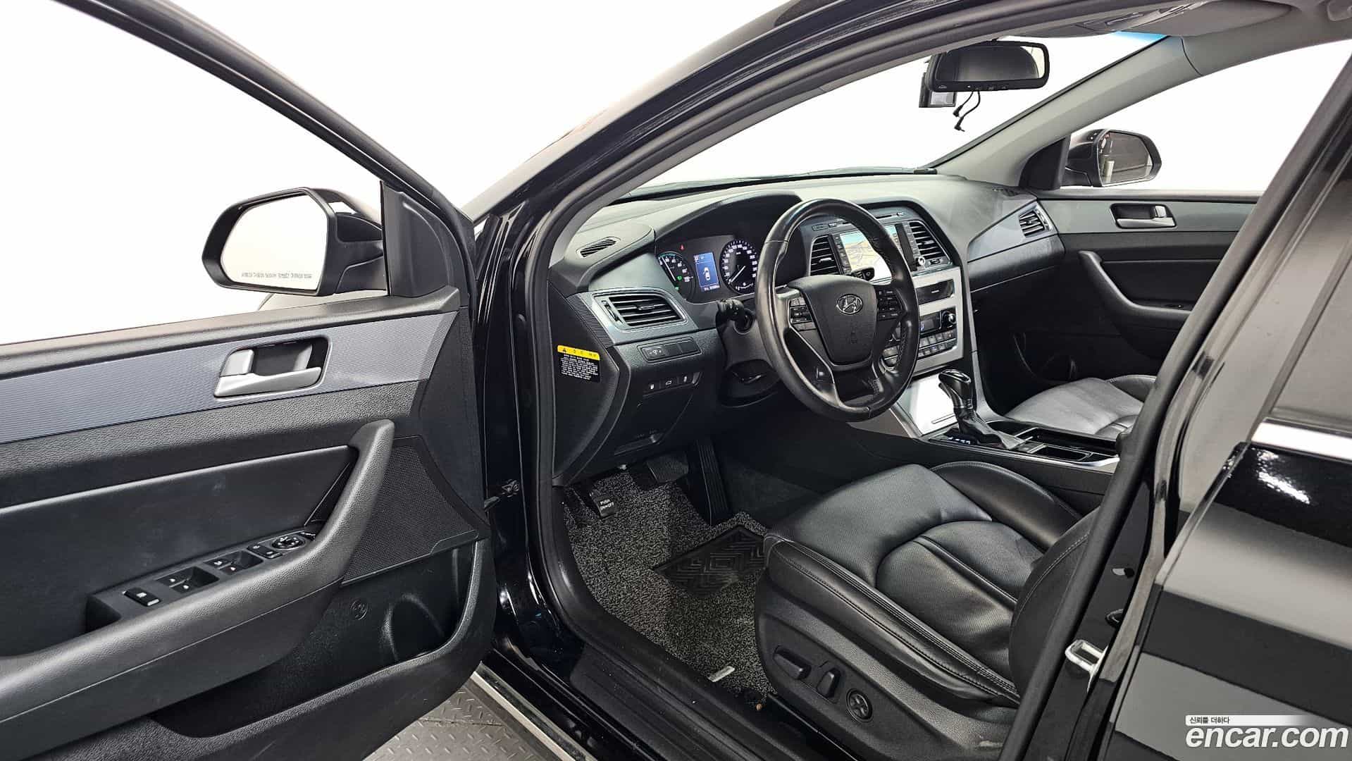 Sonata Hyundai 2015.5-INNER-010
