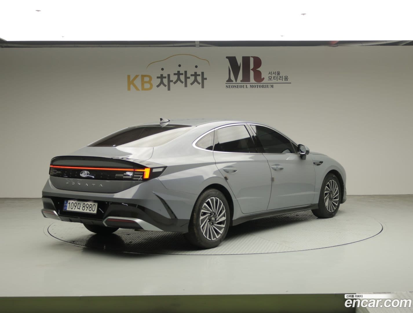 Main__Slider__Photo:Sonata Hyundai 2023.9-1