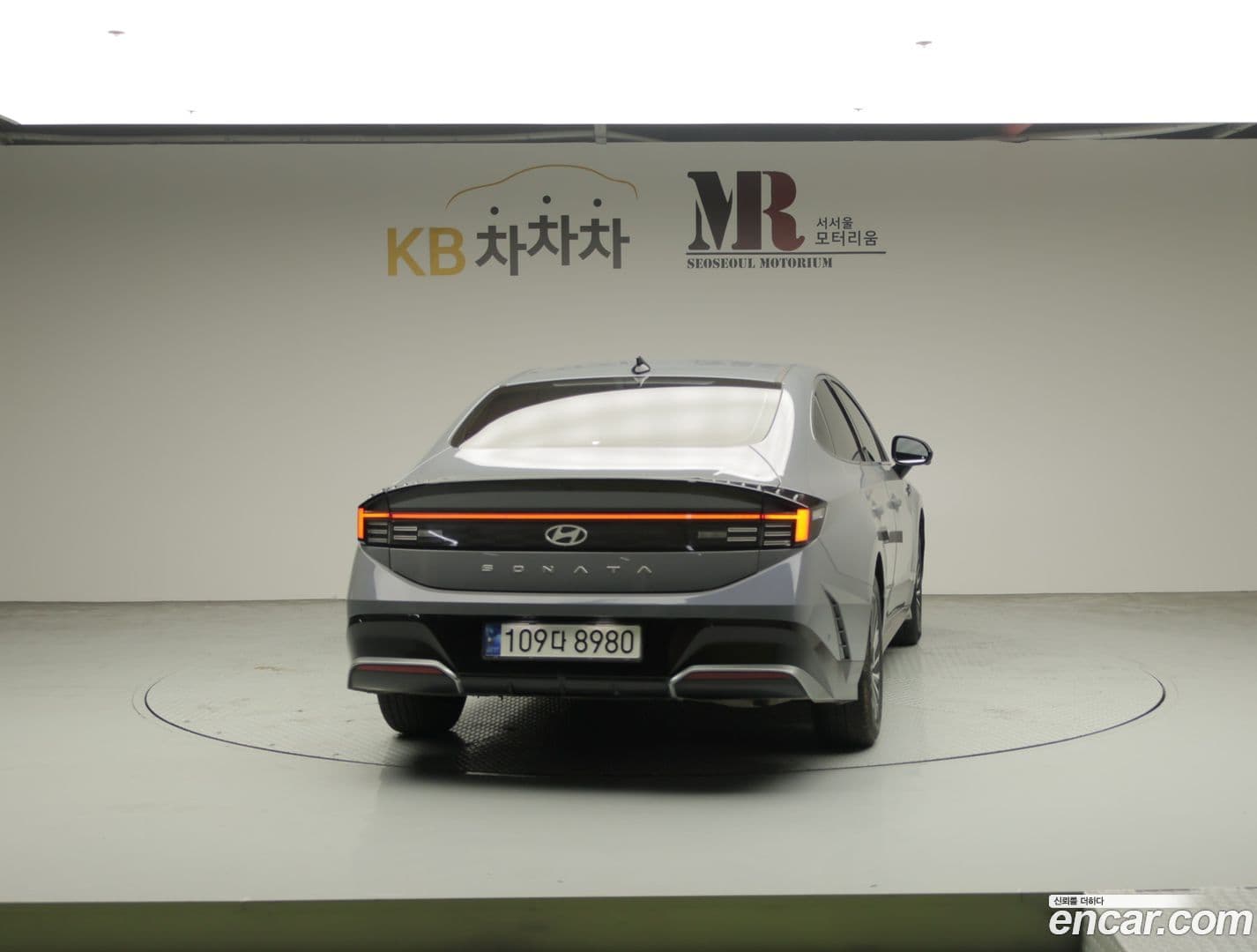 Main__Slider__Photo:Sonata Hyundai 2023.9-2