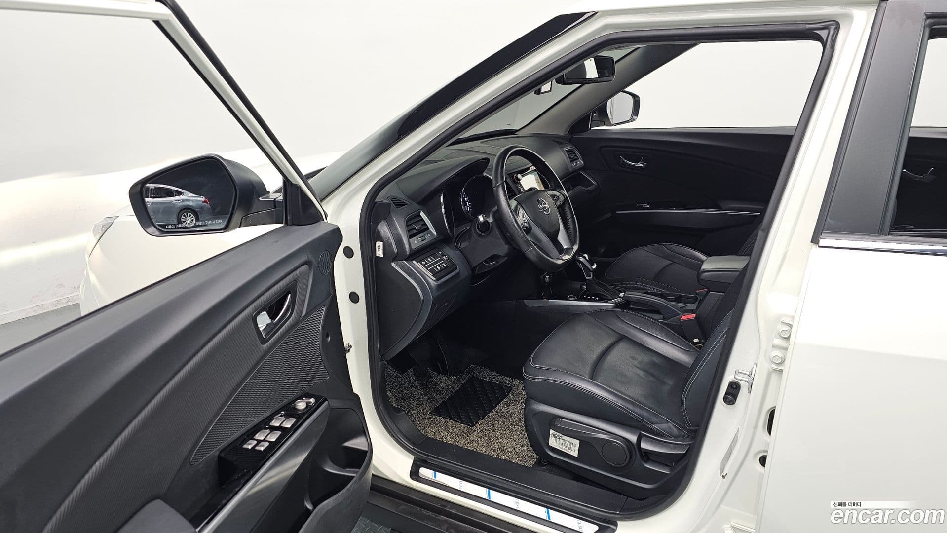 Main__Slider__Photo:TIBOLI KG_Mobility_Ssangyong 2019.2-10