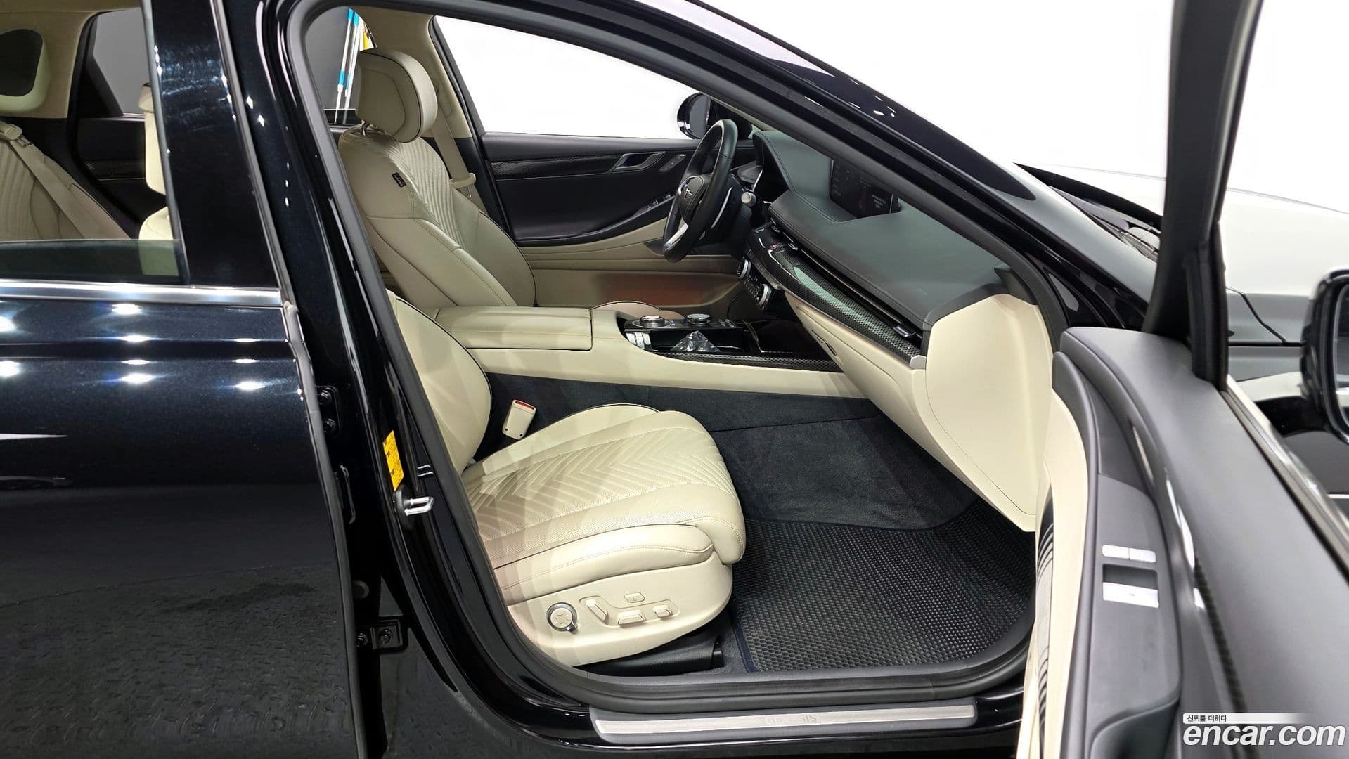 Main__Slider__Photo:G80 Genesis 2023.1-10