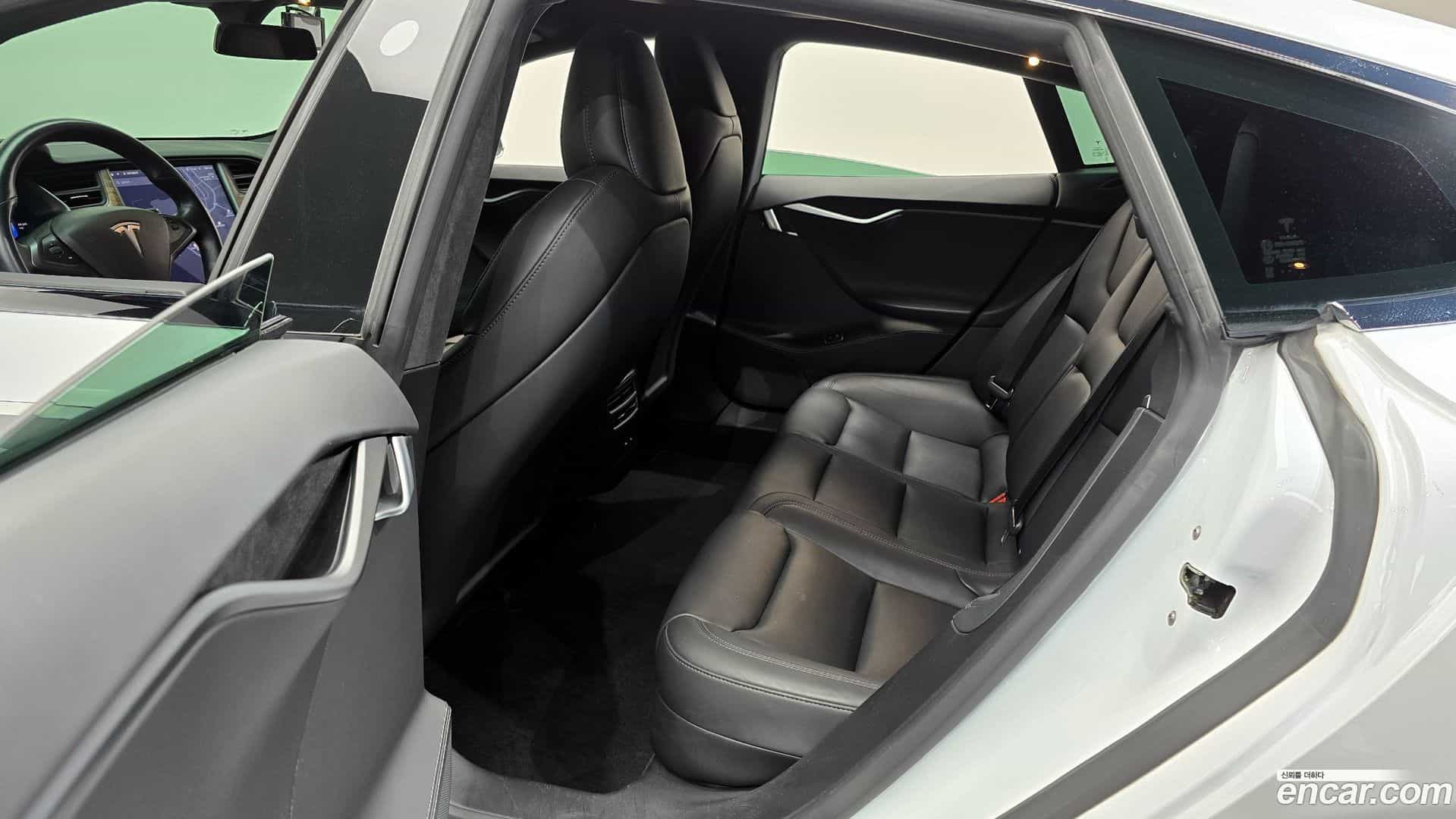 Model S Tesla 2020.10-OPTION-016