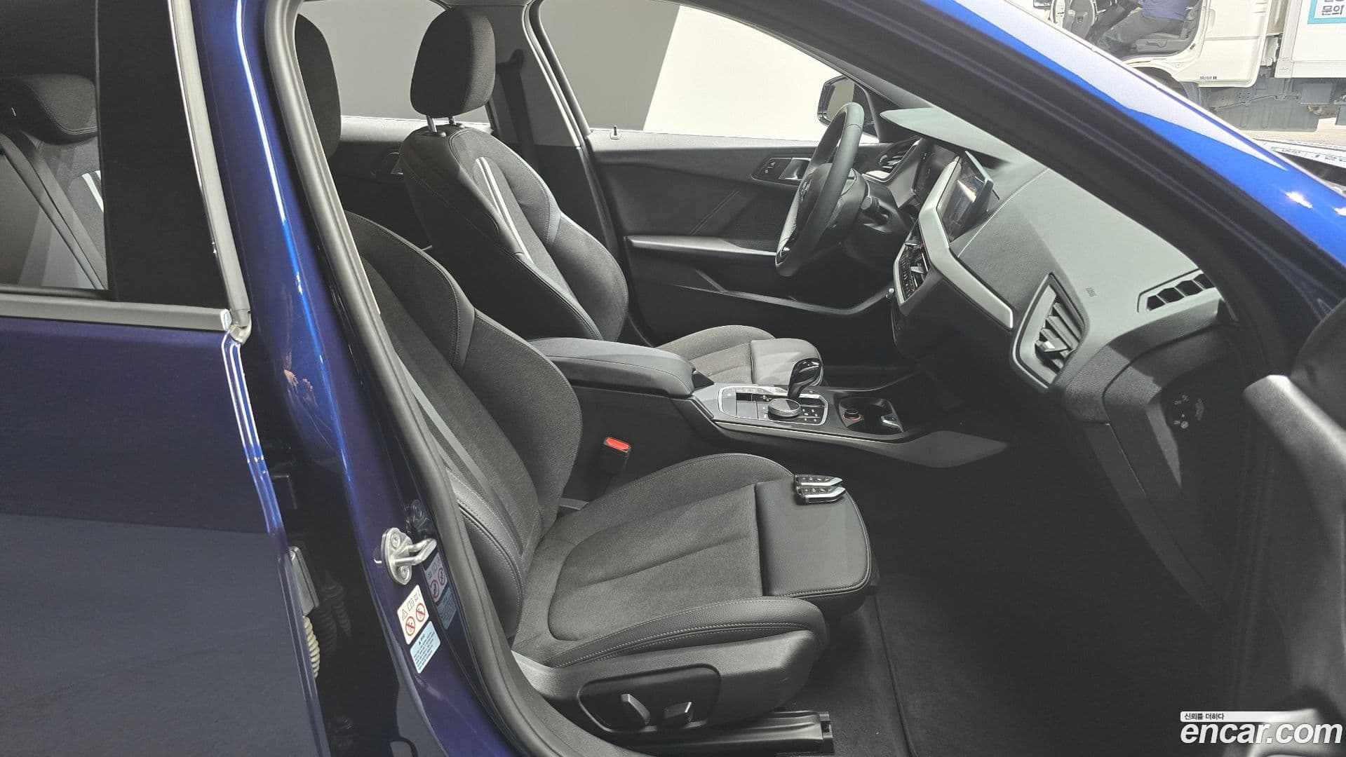 Main__Slider__Photo:1-Series BMW 2020.8-9