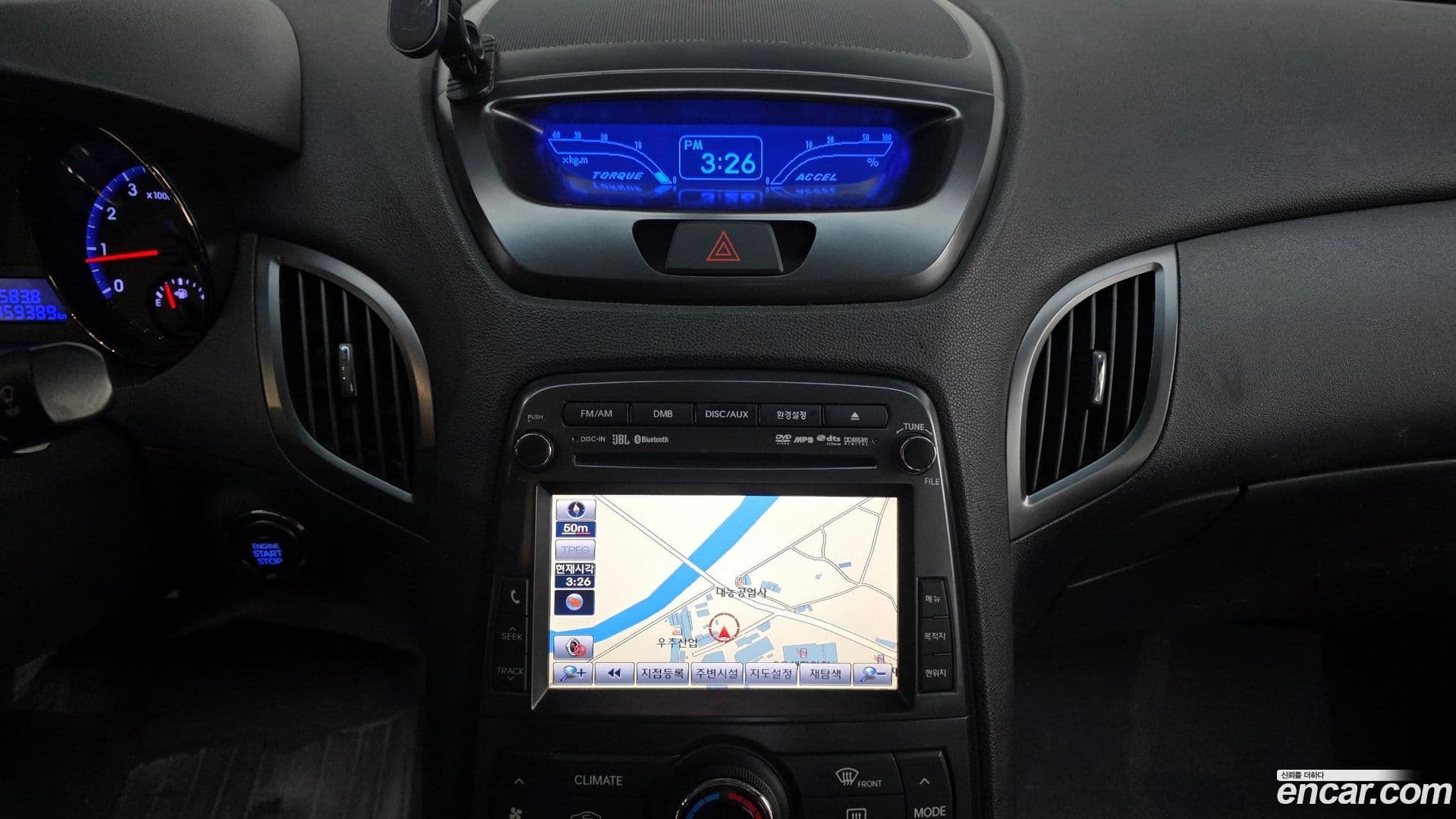 Main__Slider__Photo:Genesis Hyundai 2011.0-13