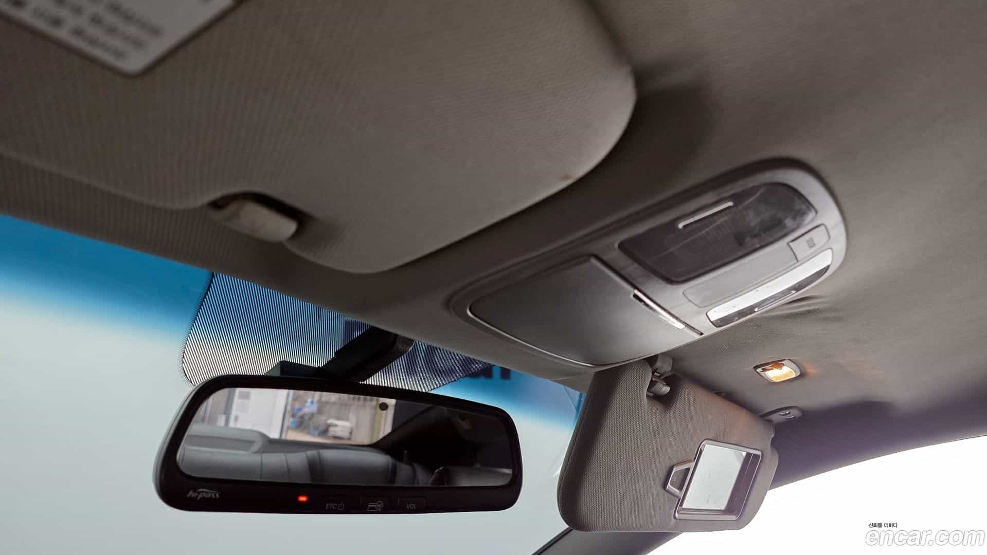 Genesis Hyundai 2011.0-OPTION-023